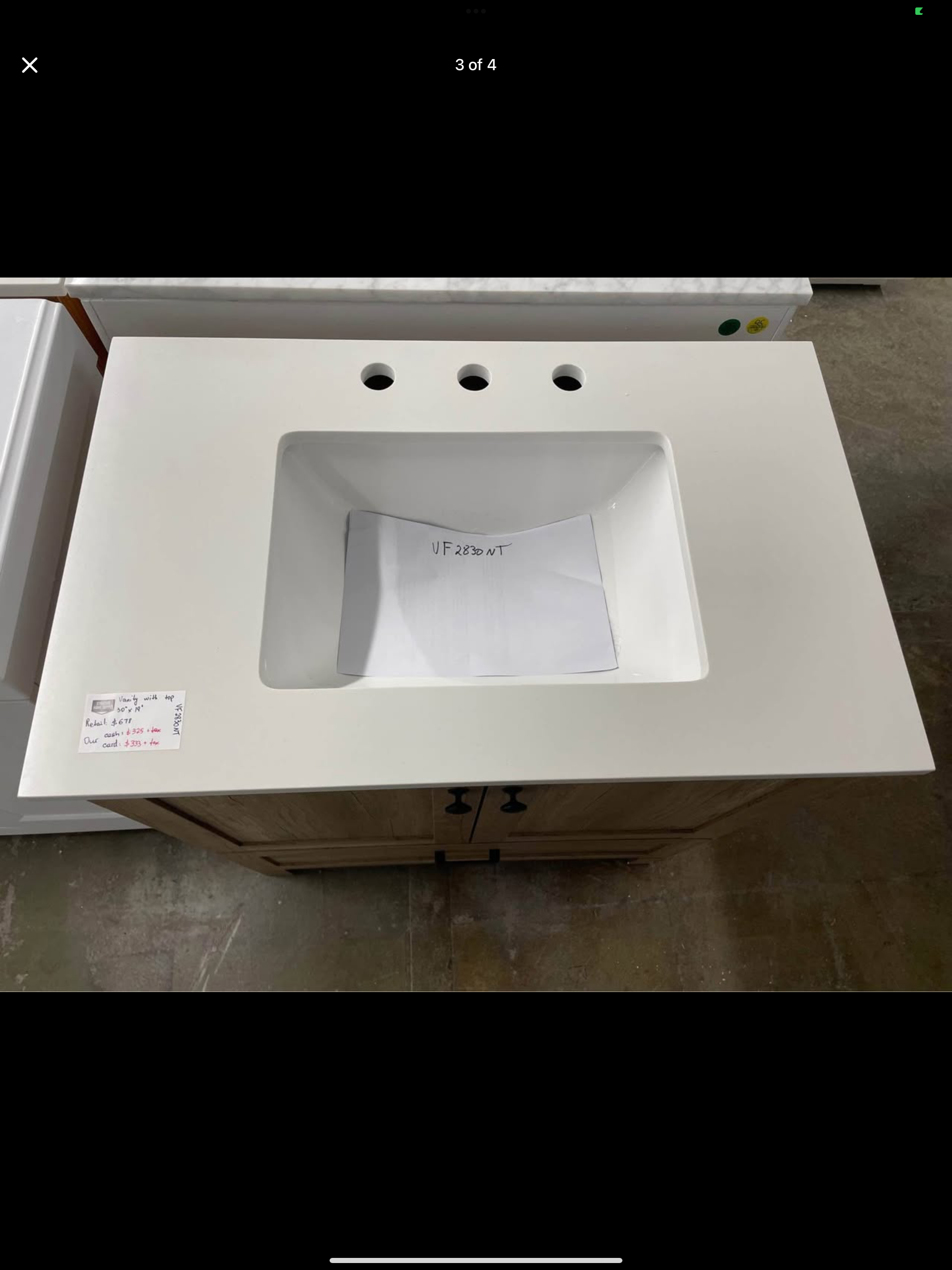 30”x19” vanity with top Model: VF2830NT