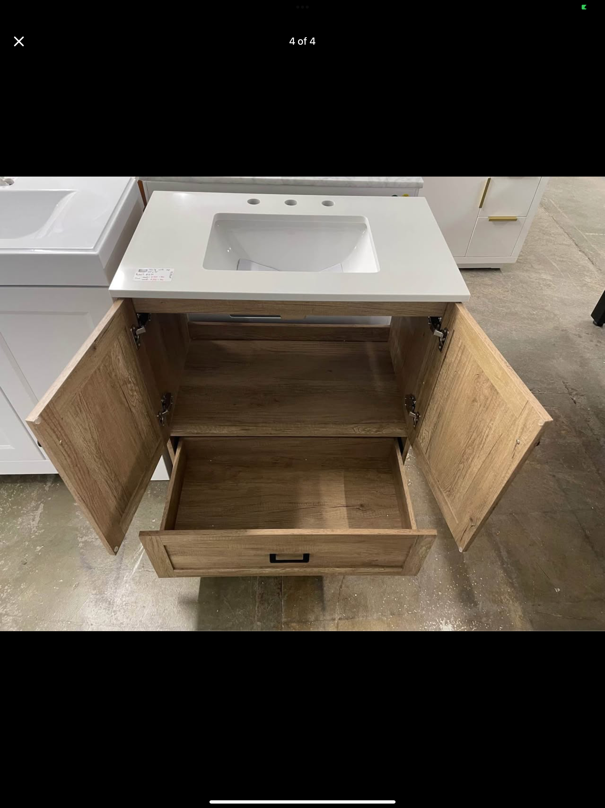 30”x19” vanity with top Model: VF2830NT