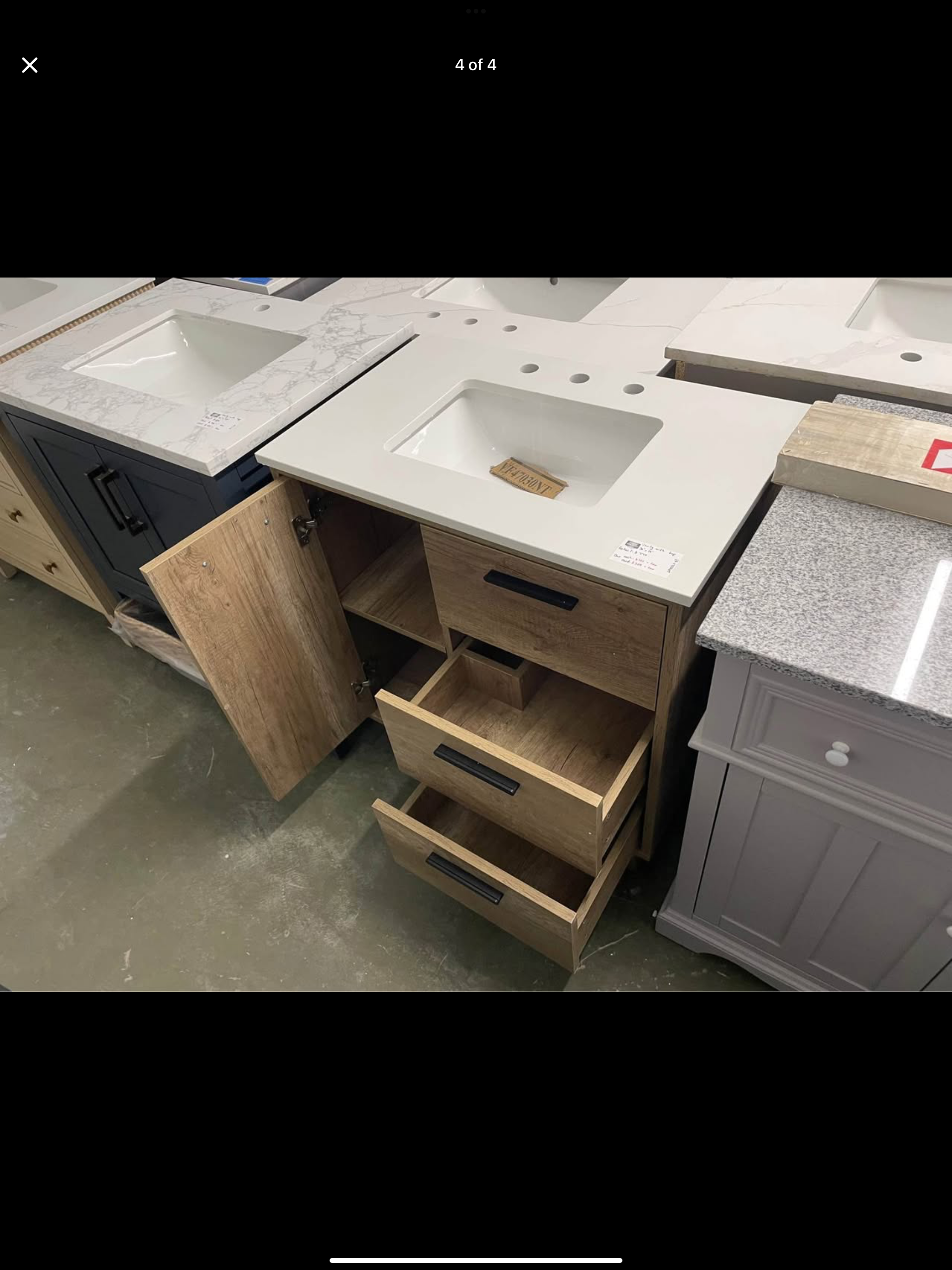 30”x19” vanity with top