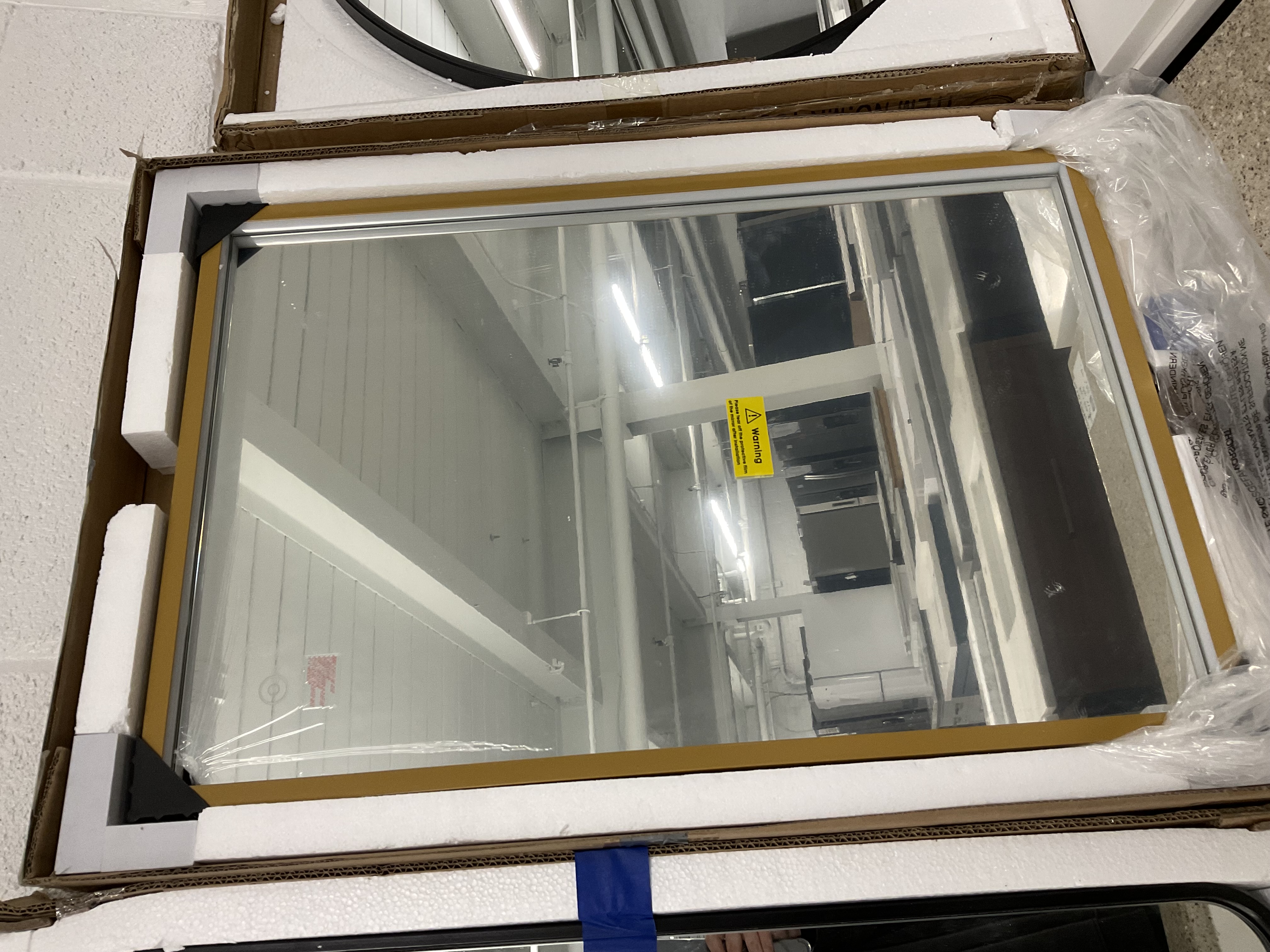 Elegant Lighting Pier 20" W x 30" H Modern Rectangular Aluminum Framed Bathroom Wall Mirror with LED Lighting