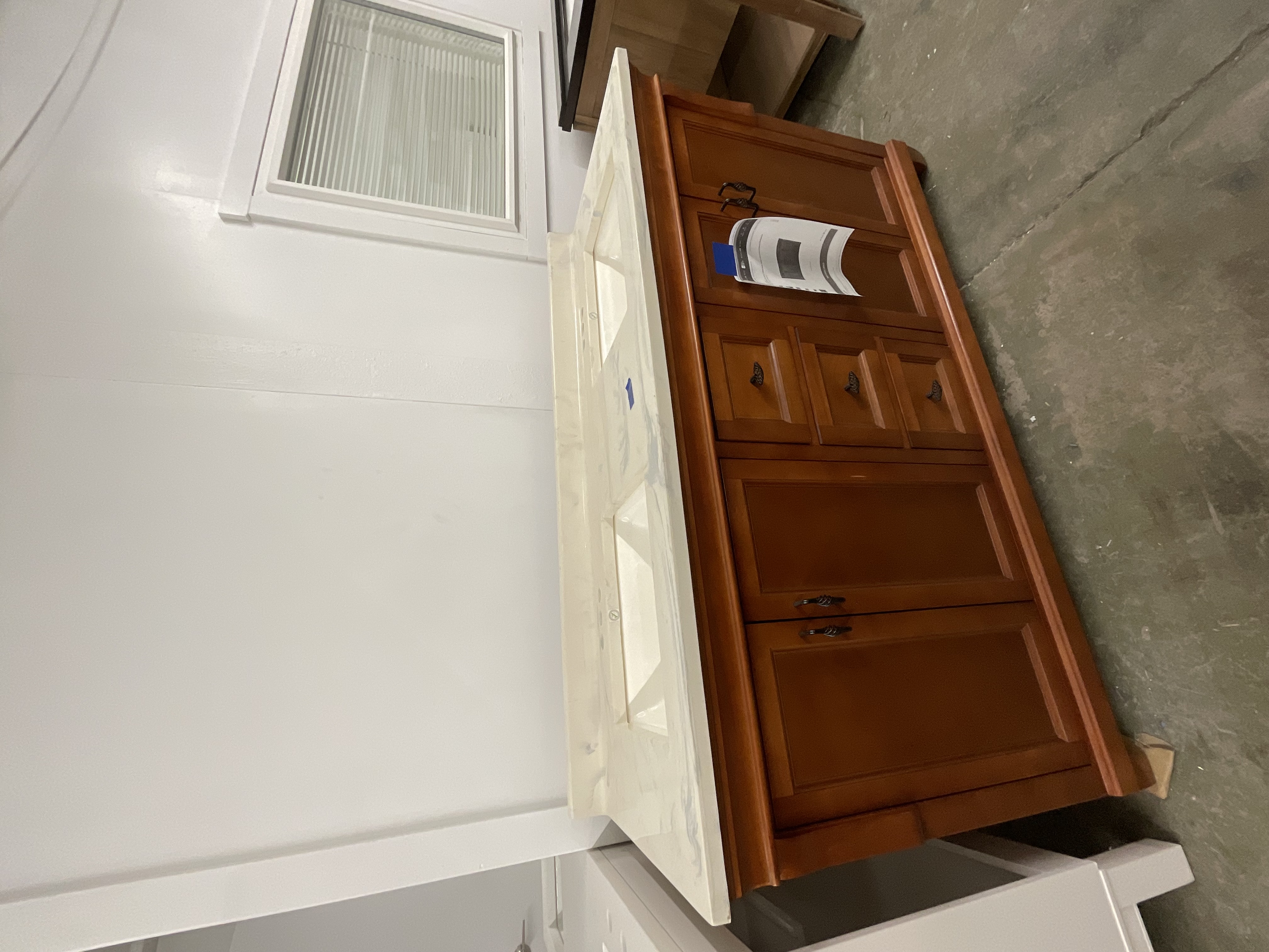 61"x 22" vanity with top 202506142