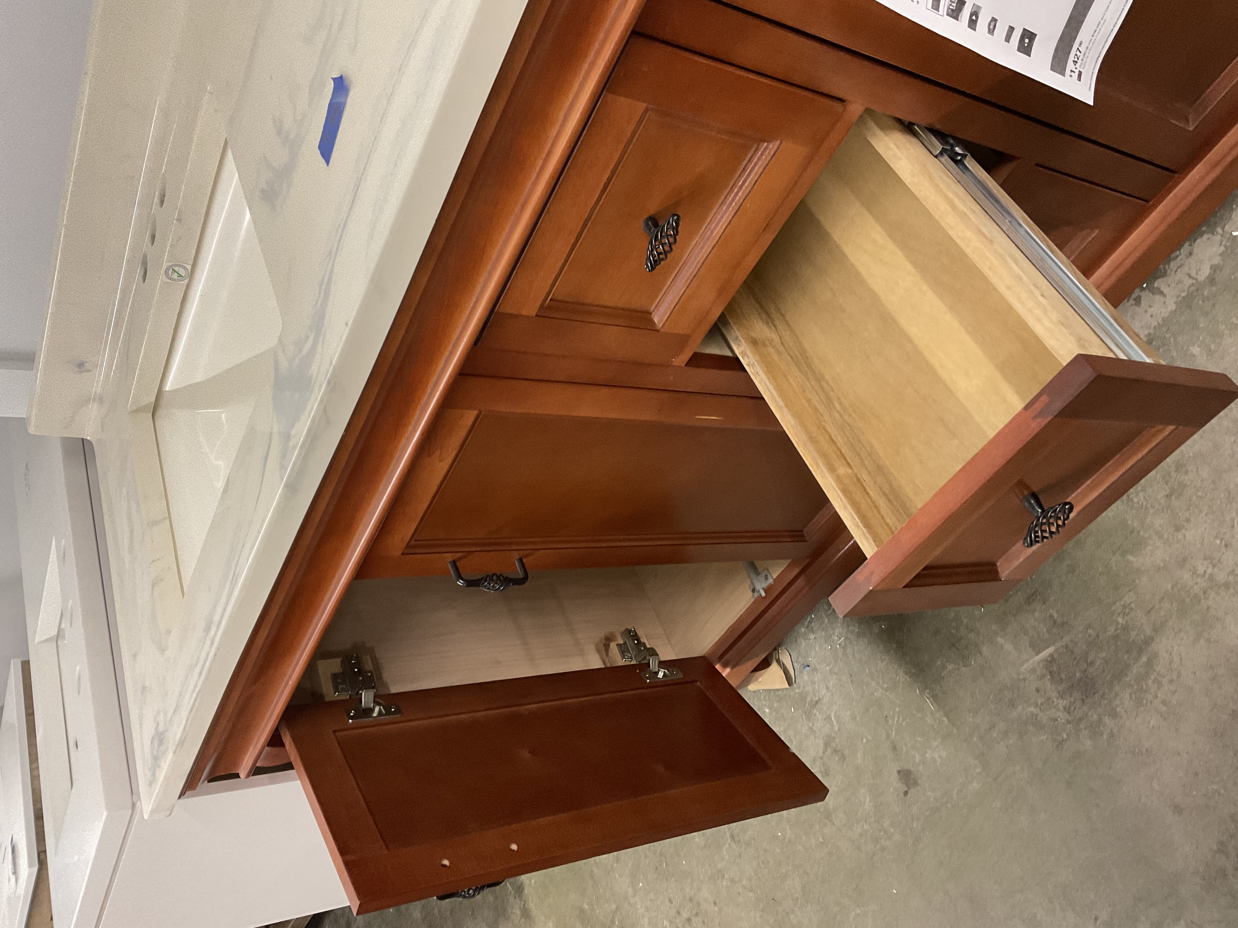 61"x 22" vanity with top 202506142