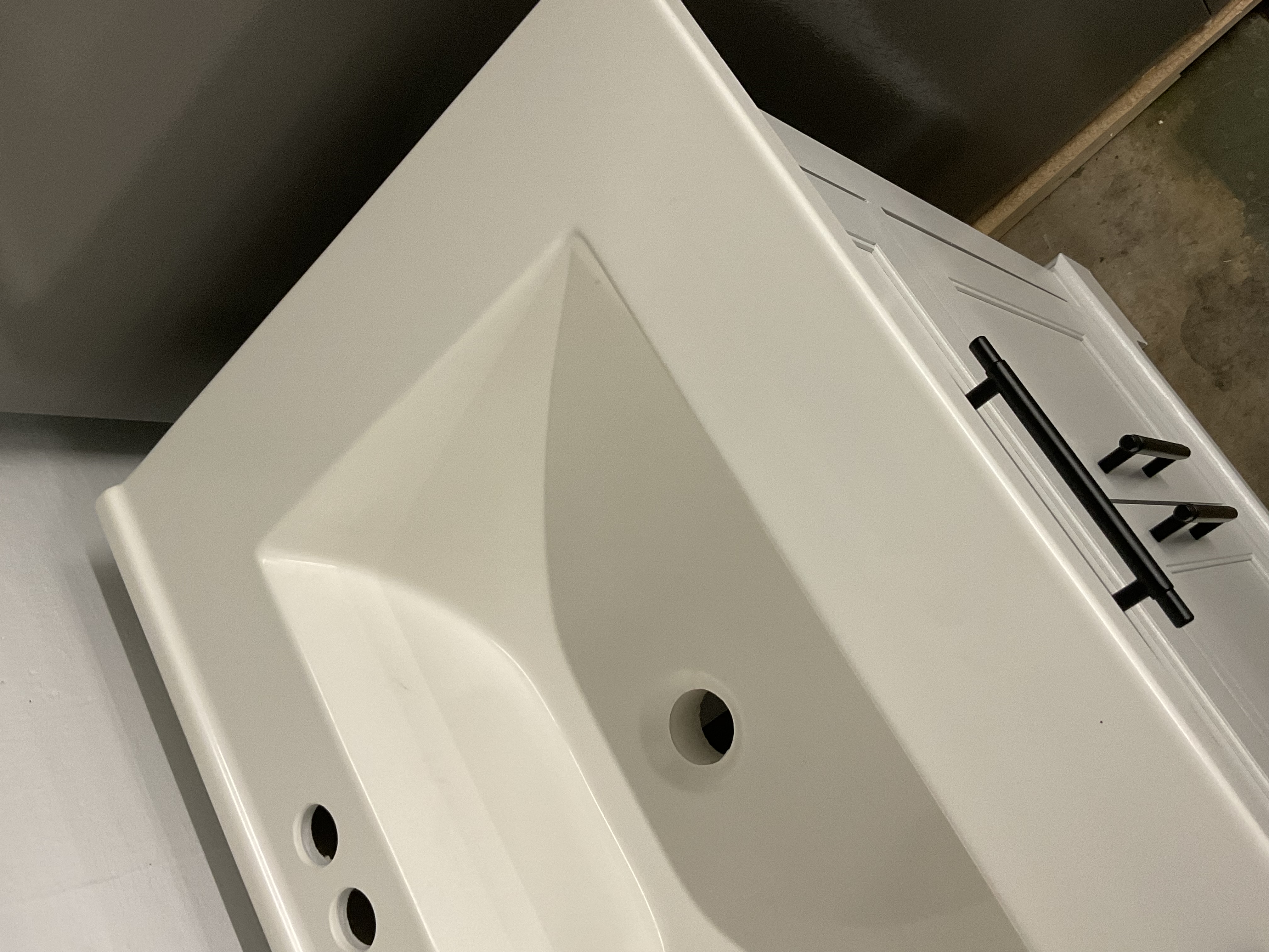 25"x 19" vanity with top 202506172