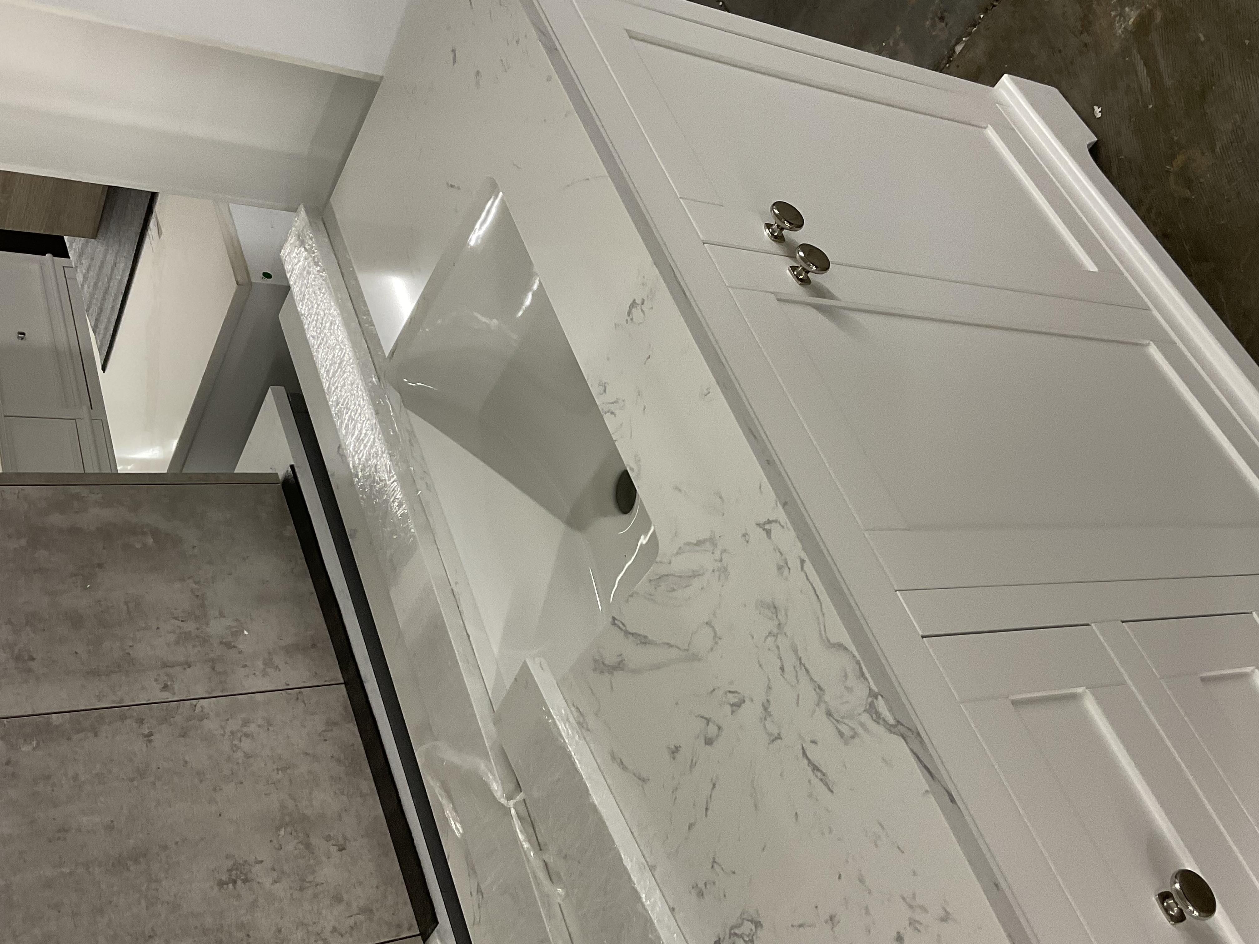 80"x 22" vanity with top 202506176