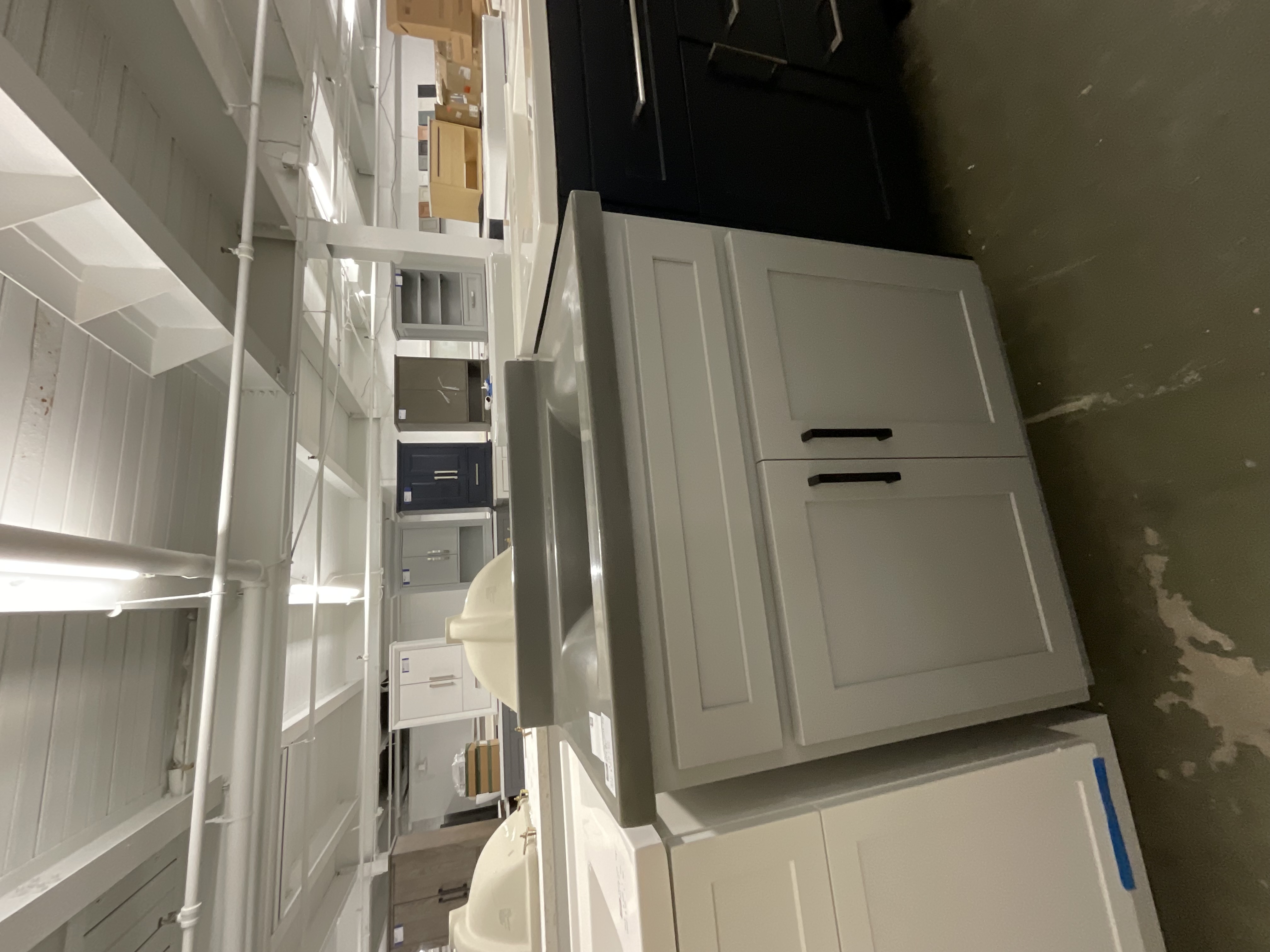 31"x 22" vanity with top 202506275