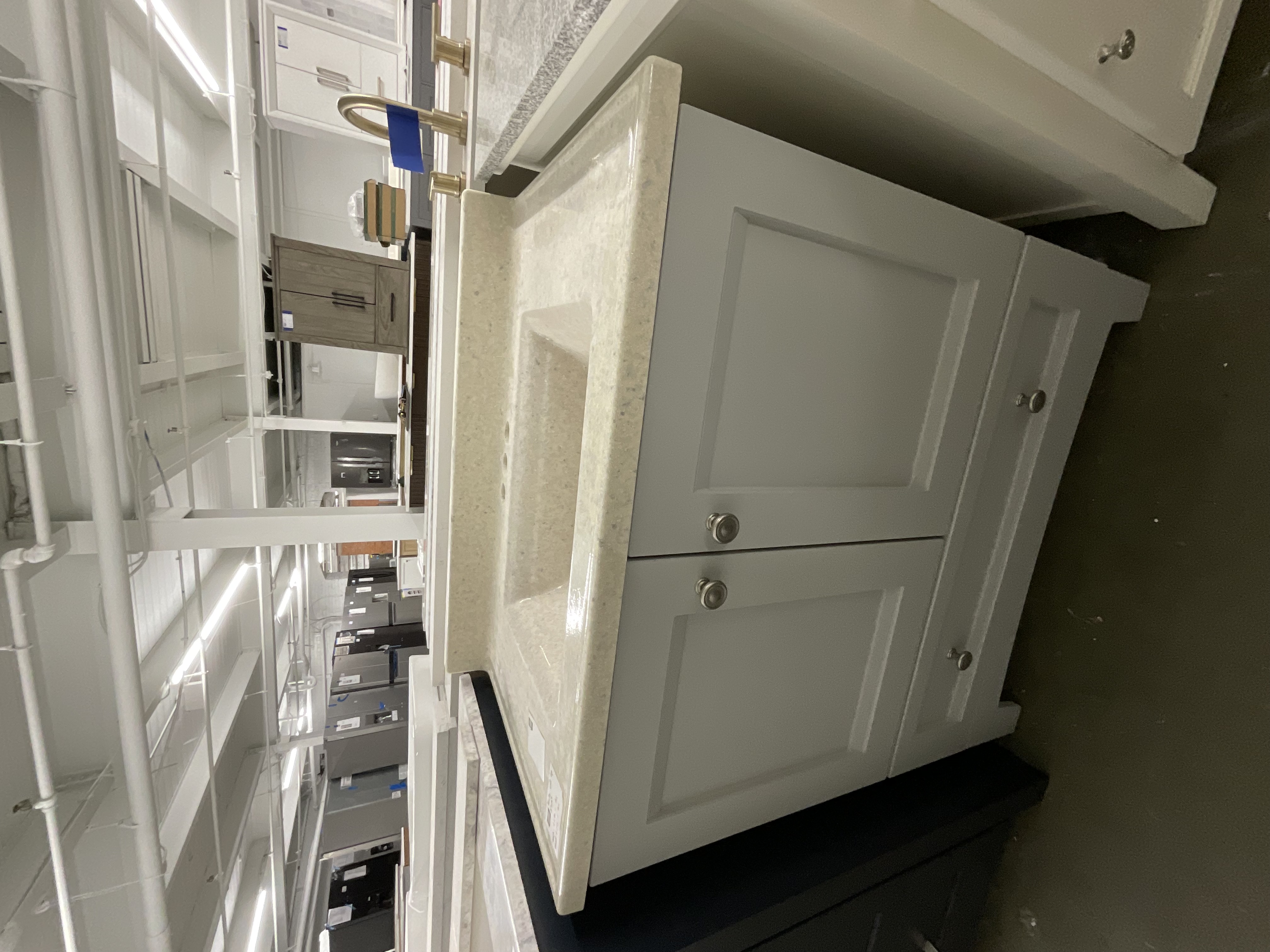 31"x 19" vanity with top 202506276