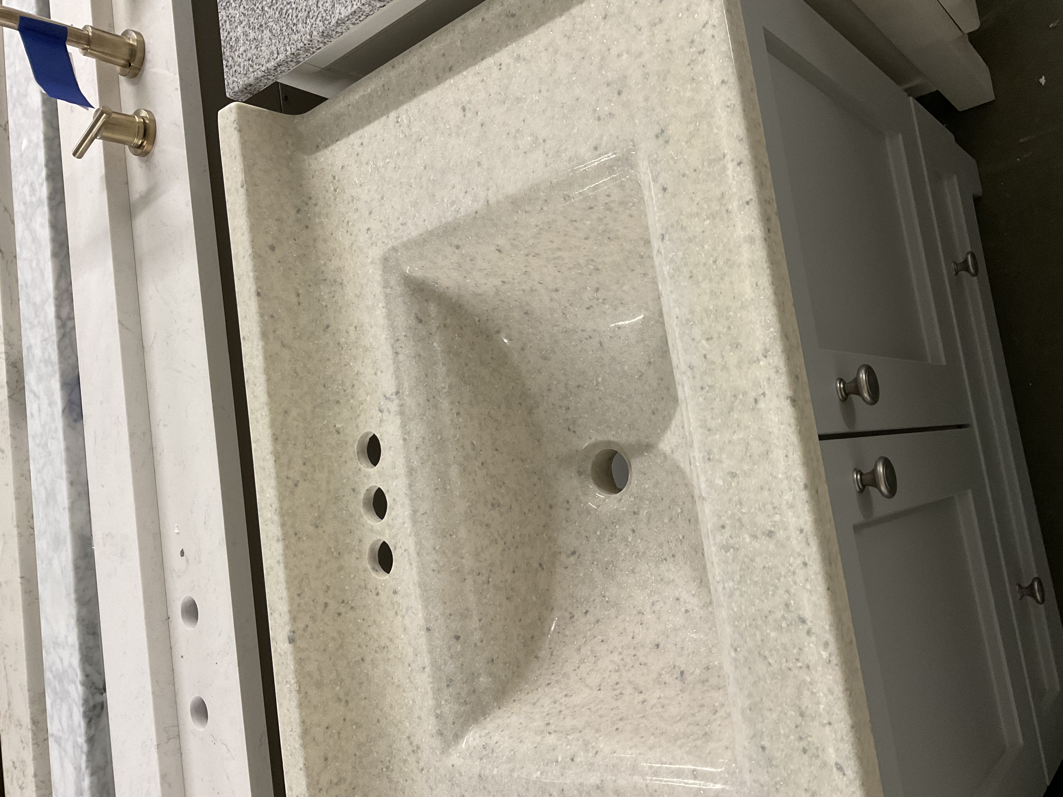 31"x 19" vanity with top 202506276