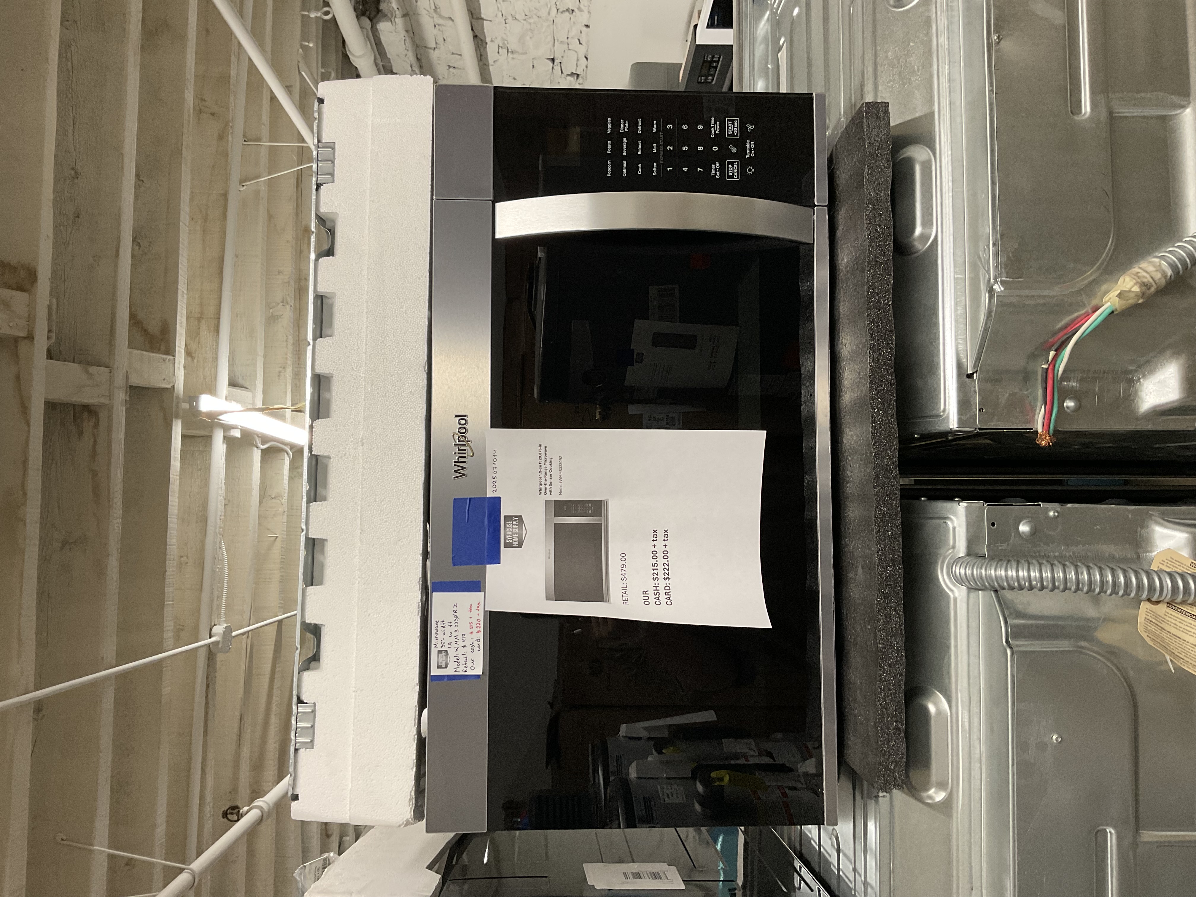 Whirlpool 1.9-cu ft 29.875-in Over-the-Range Microwave with Sensor Cooking 2025071014