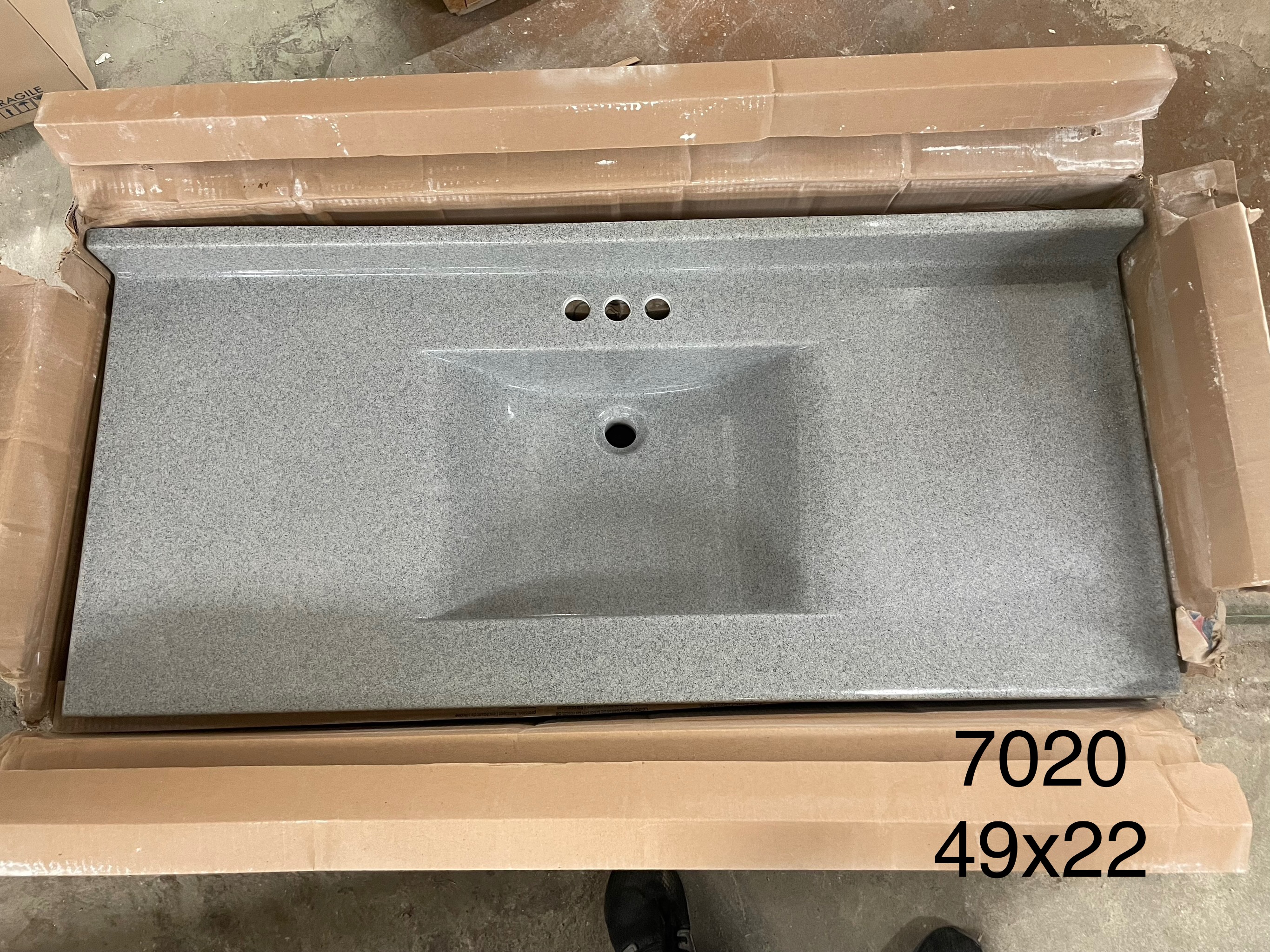 Vanity top 49x22 7020