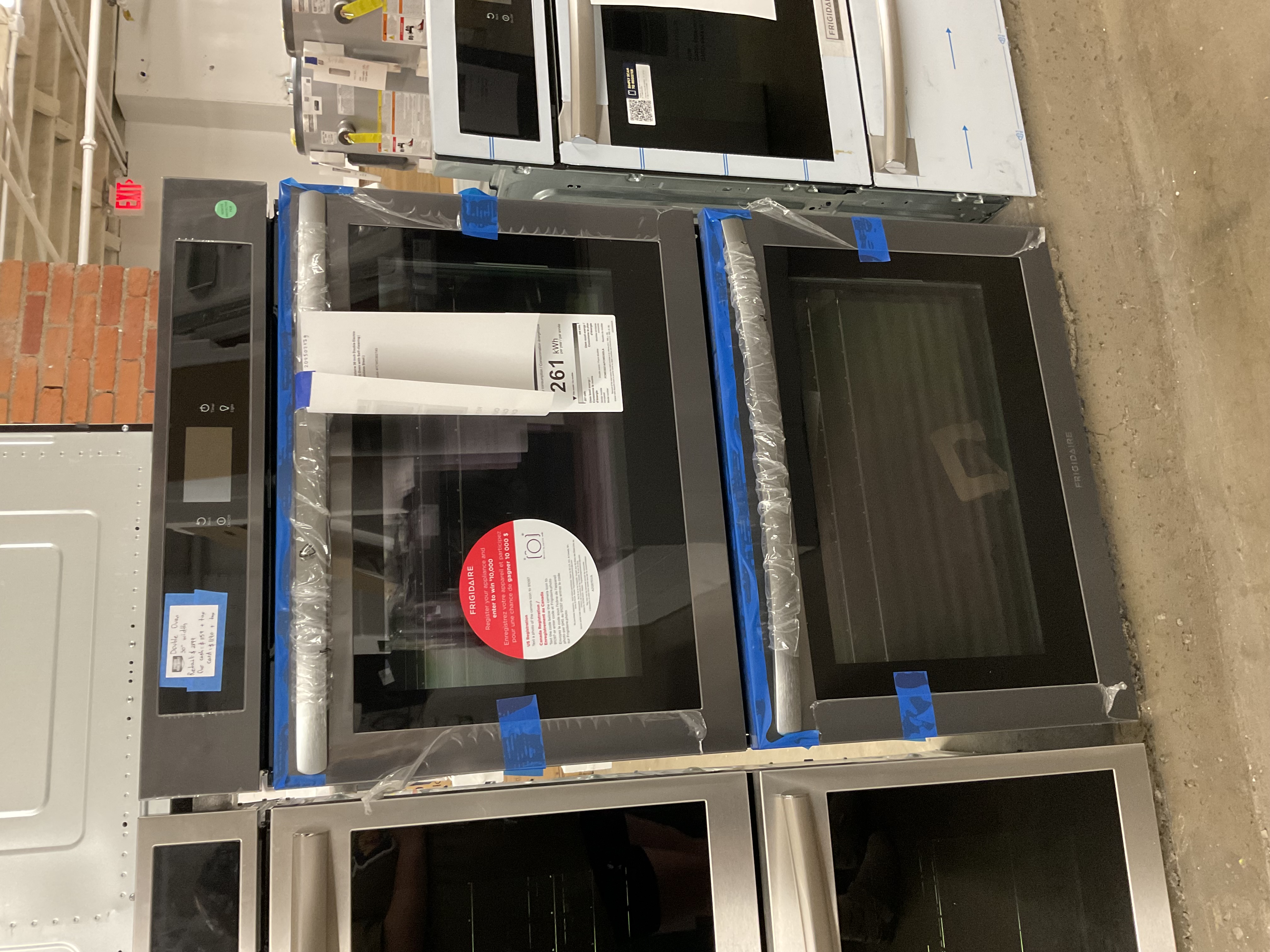 Frigidaire 30 inch Double Electric Wall Oven with Self-cleaning ( Stainless Steel 202507179