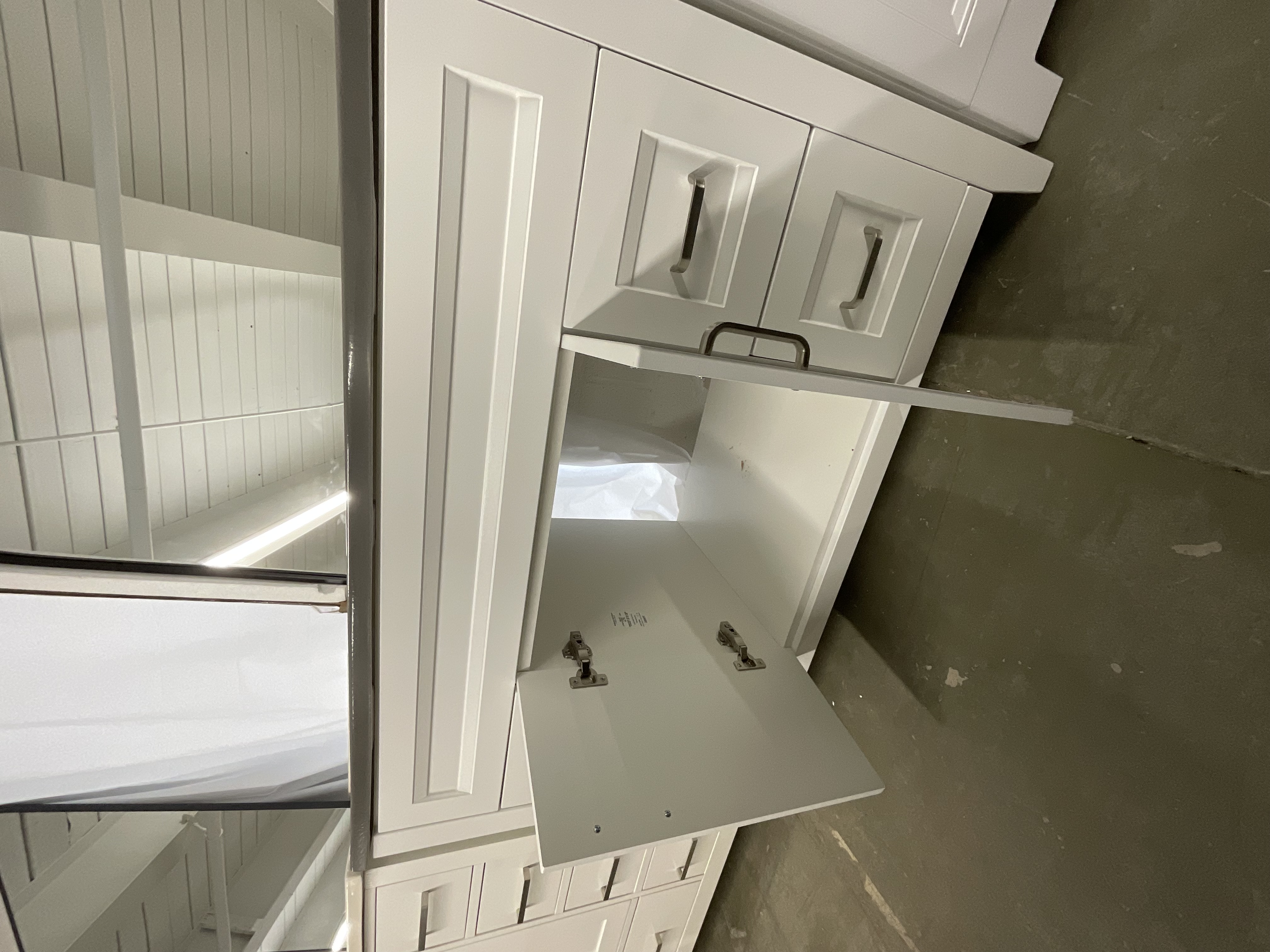 49"x 22" vanity with top 202509083