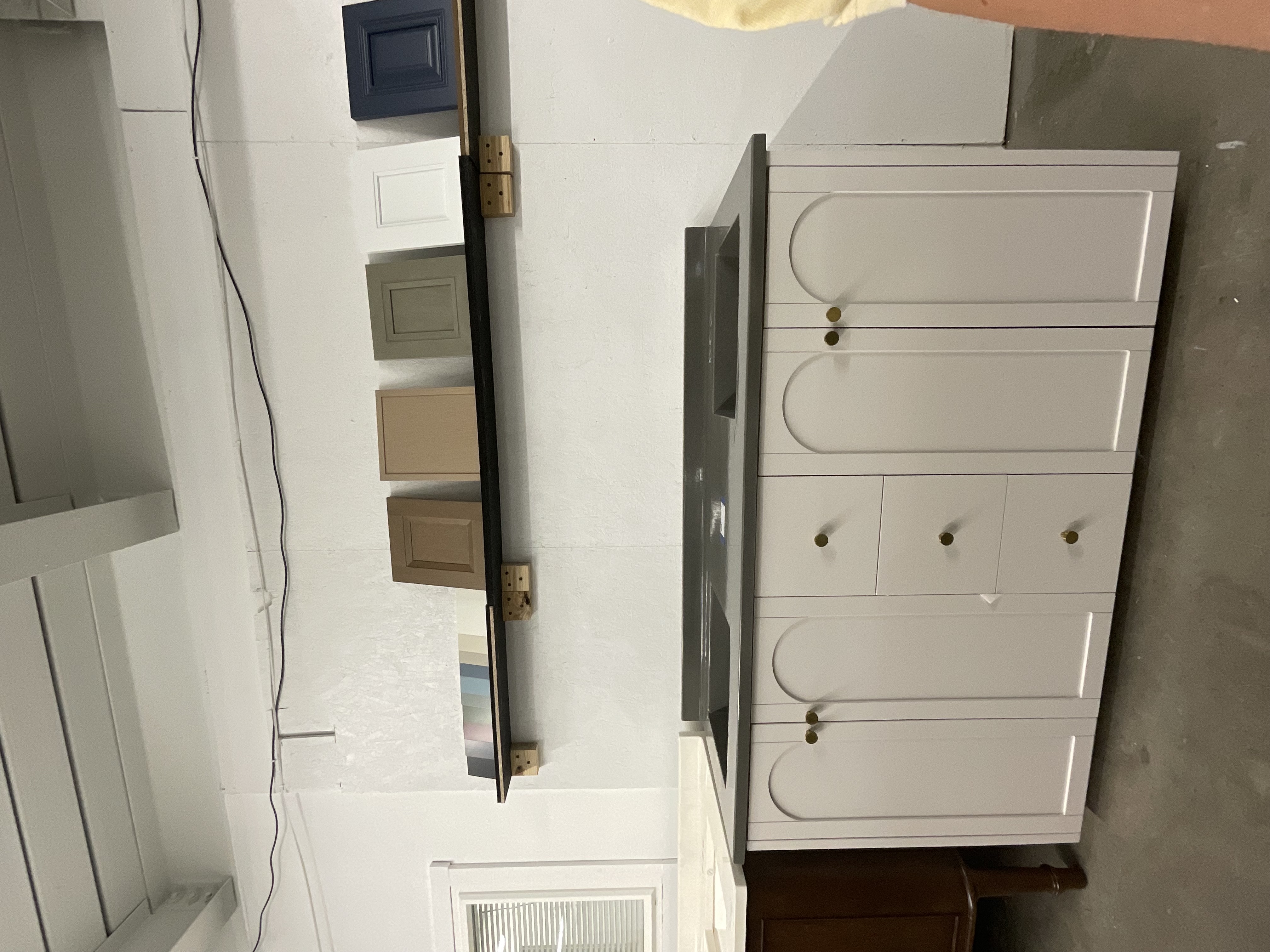 61"x 22" vanity with top 202509173