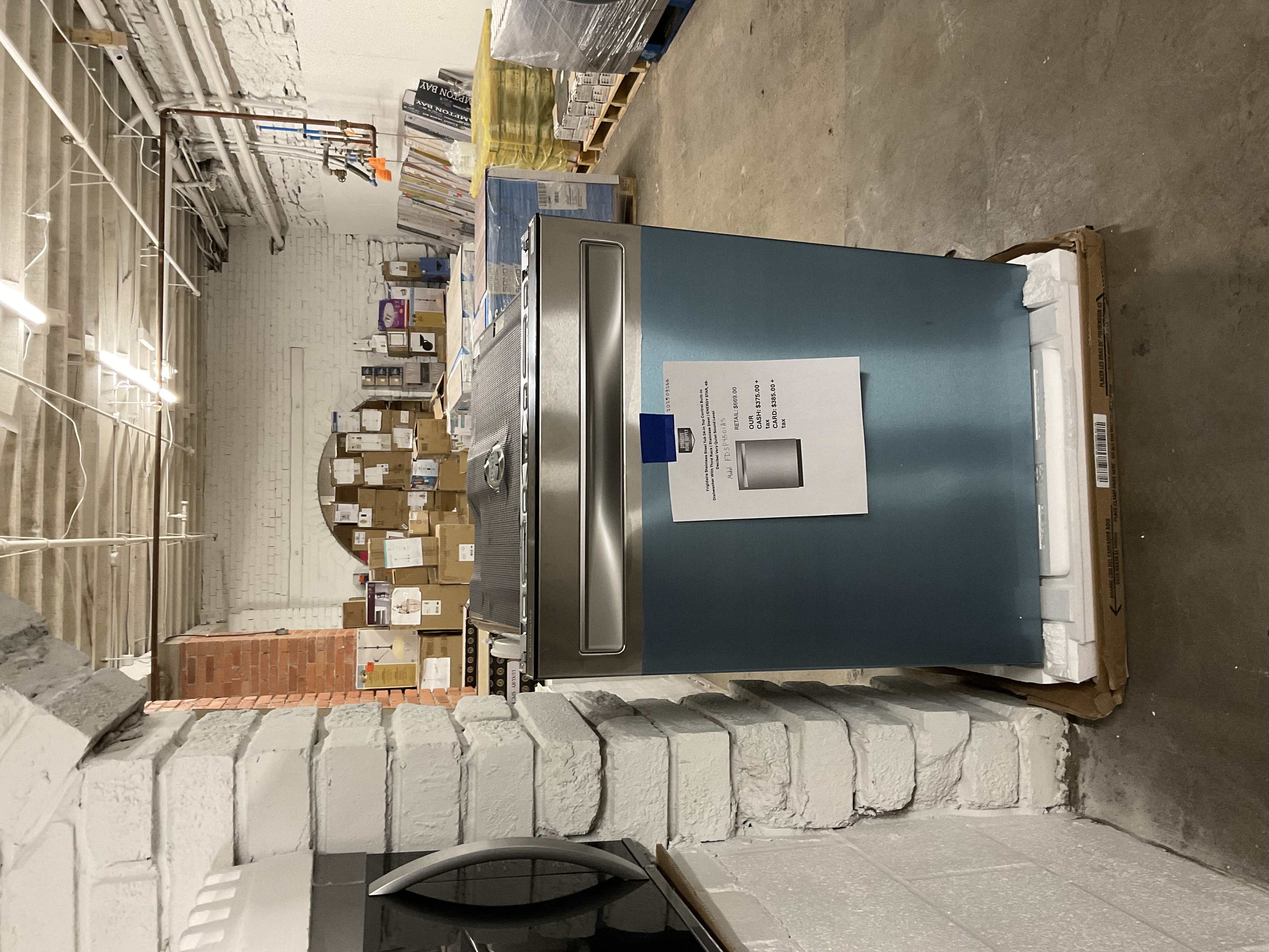 Frigidaire Stainless Steel Tub 24-in Top Control Built-in Dishwasher With Third Rack (Stainless Steel) ENERGY STAR, 49- Decibel Very Quiet Sound Level 202509266