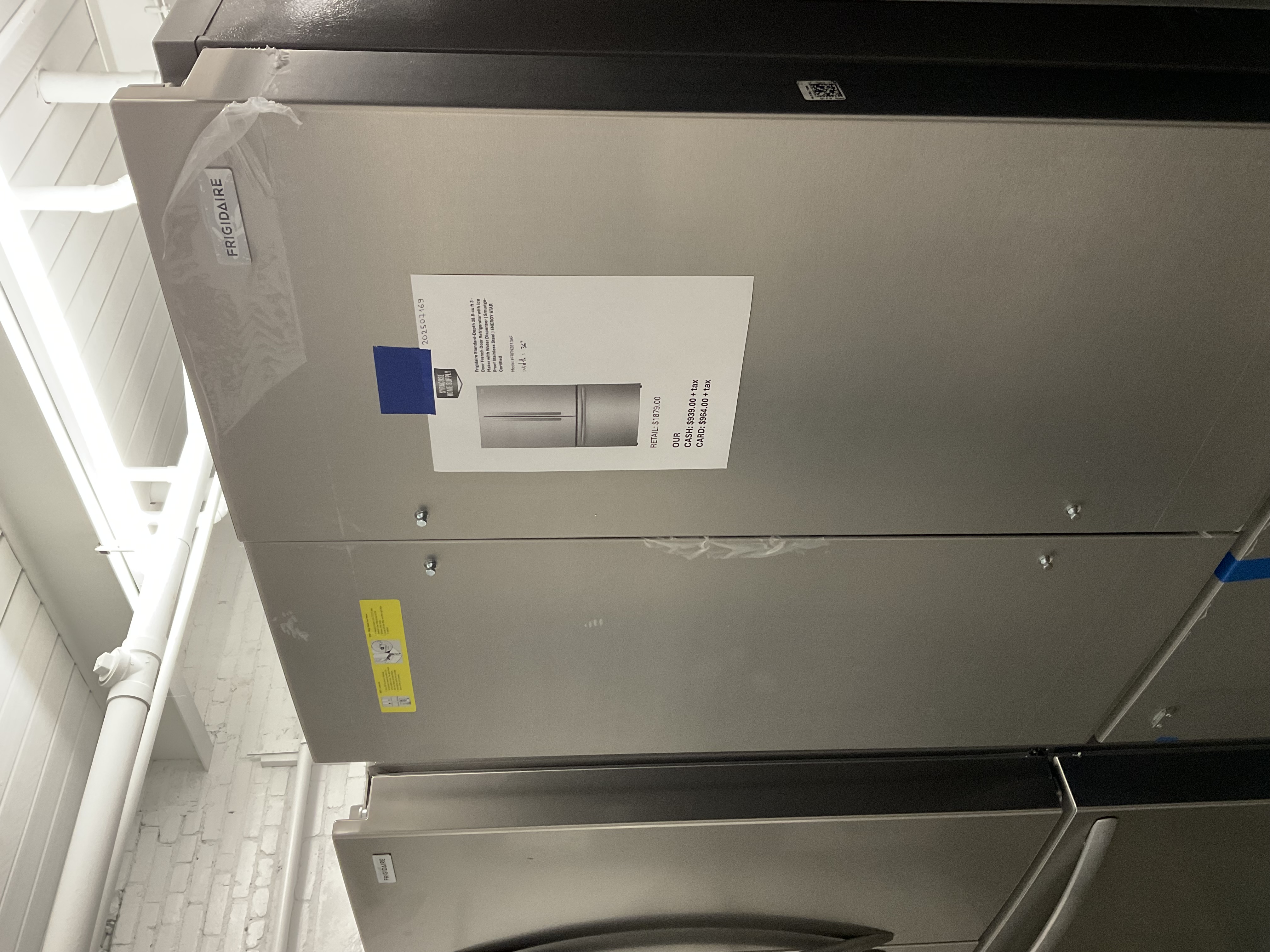 Frigidaire Standard-Depth 28.8-cu ft 3 - Door French Door Refrigerator with Ice Maker with Water Dispenser (Smudge-Proof Stainless Steel) ENERGY STAR Certified 202507169