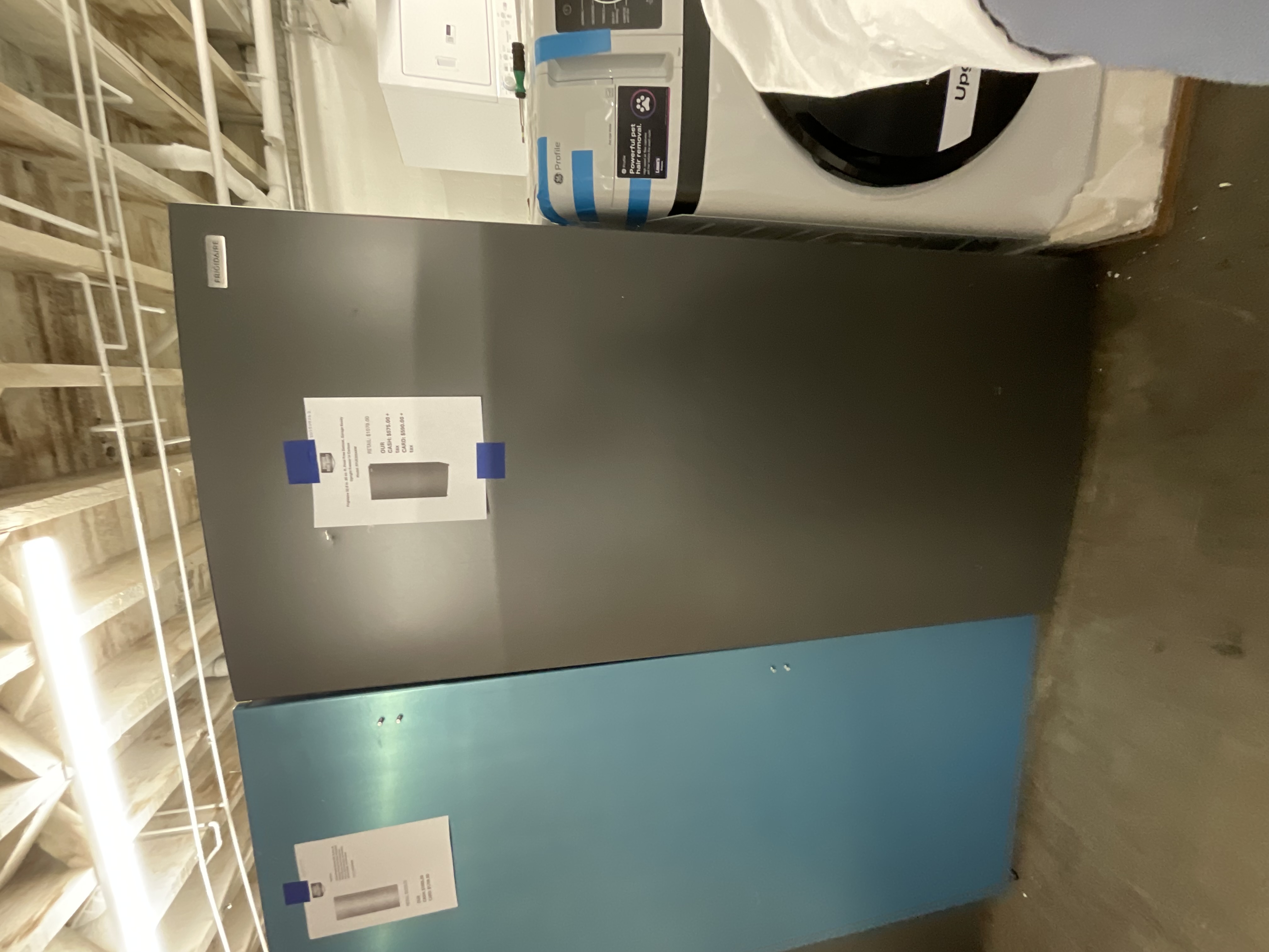 Frigidaire 32.6 in. 20 cu. ft. Frost Free Defrost, Garage Ready Upright Freezer in Carbon 202509262