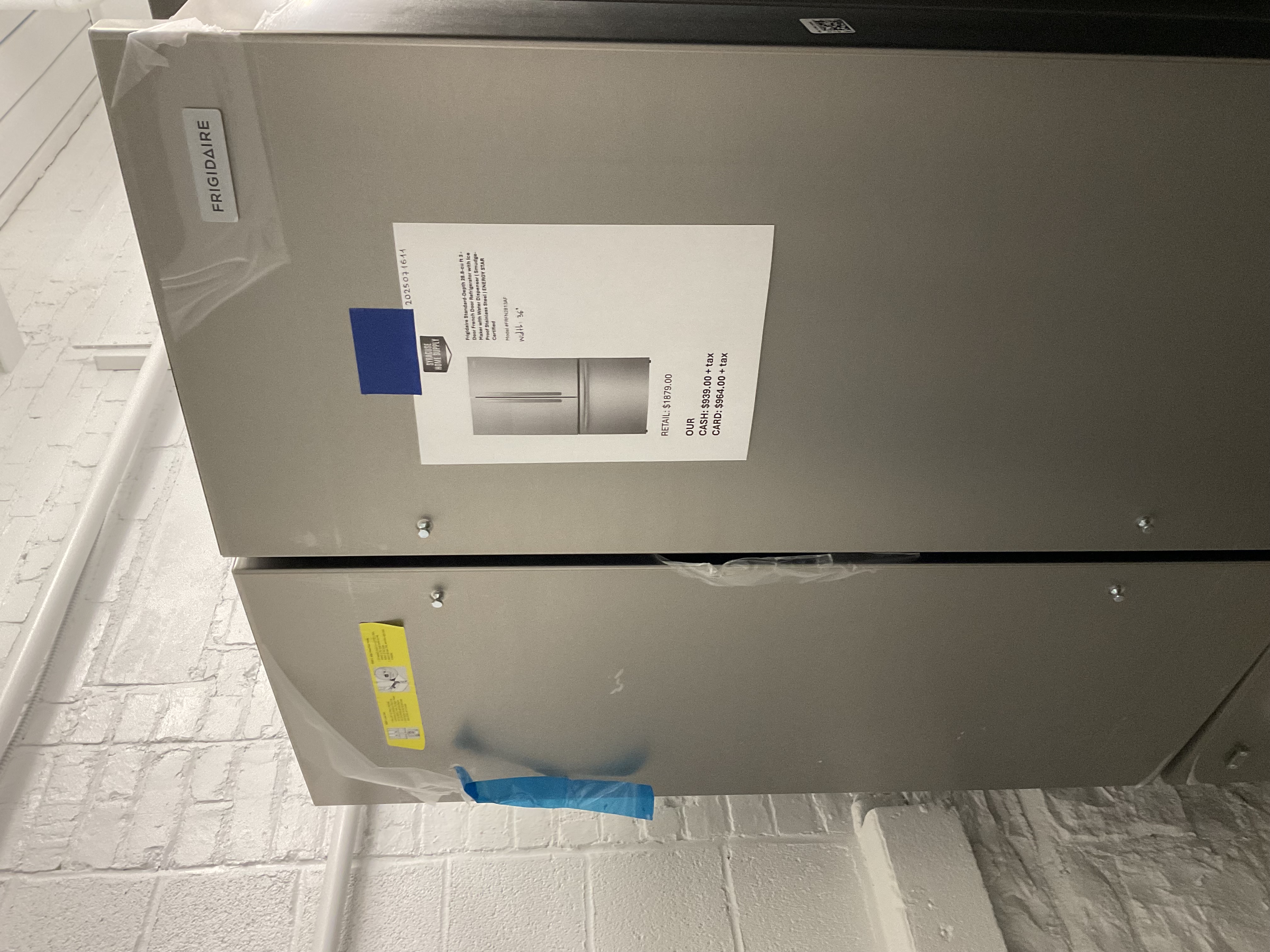 Frigidaire Standard-Depth 28.8-cu ft 3 - Door French Door Refrigerator with ice Maker with Water Dispenser (Smudge-Proof Stainless Steel) ENERGY STAR Certified 2025071611