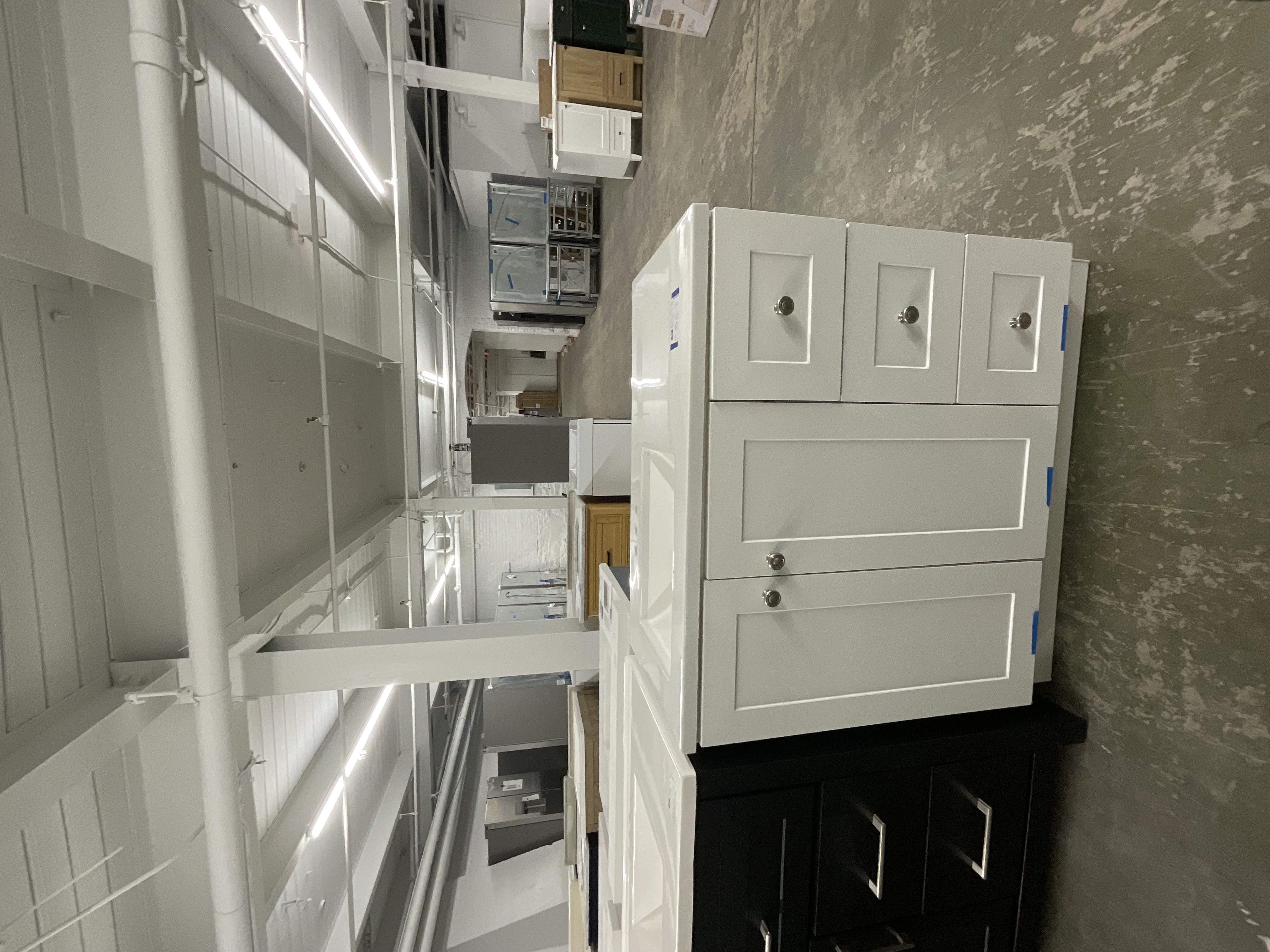 36"x 19" vanity with top 202509176