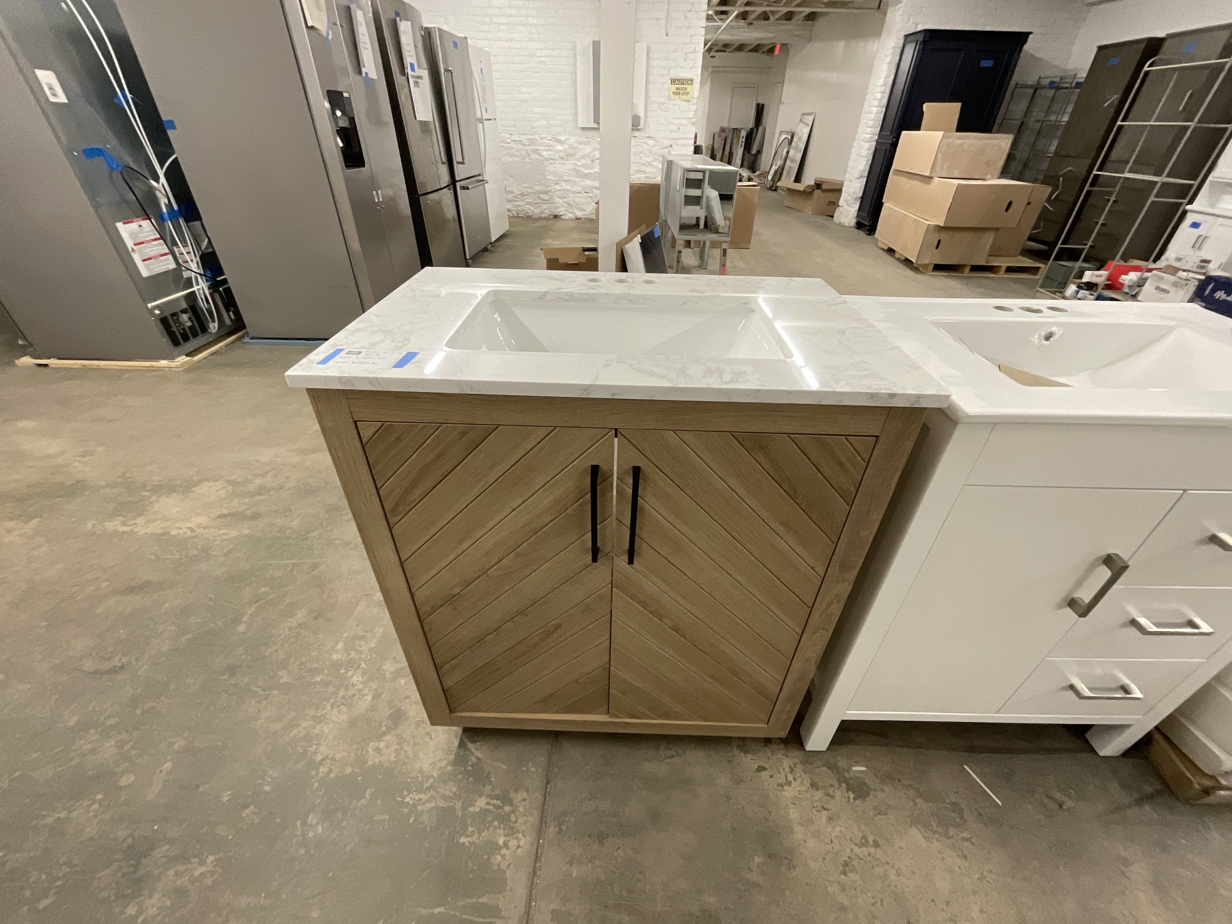 Vanity with top 30x19 2026070902