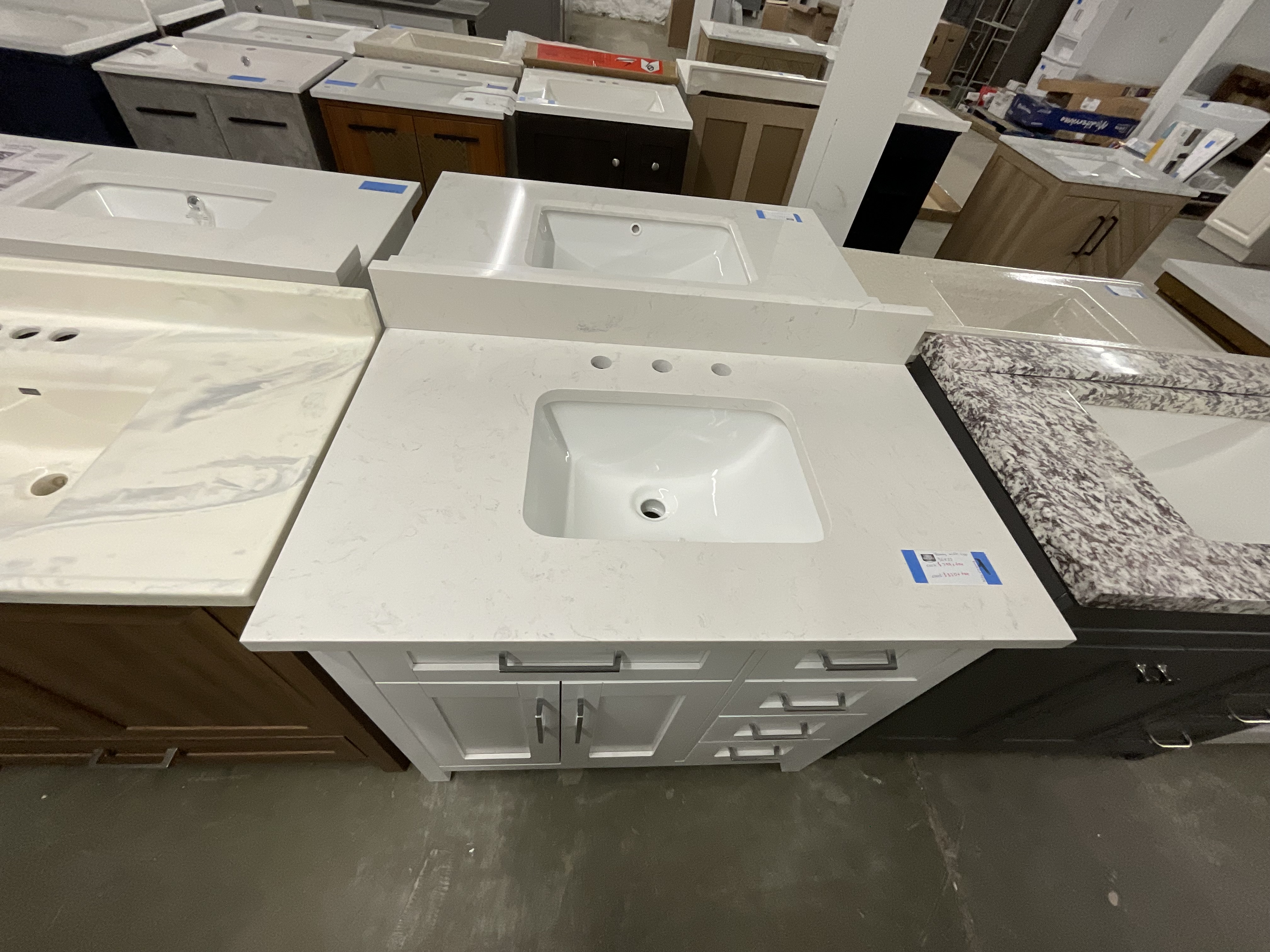 Vanity with top 36x22 2026071009
