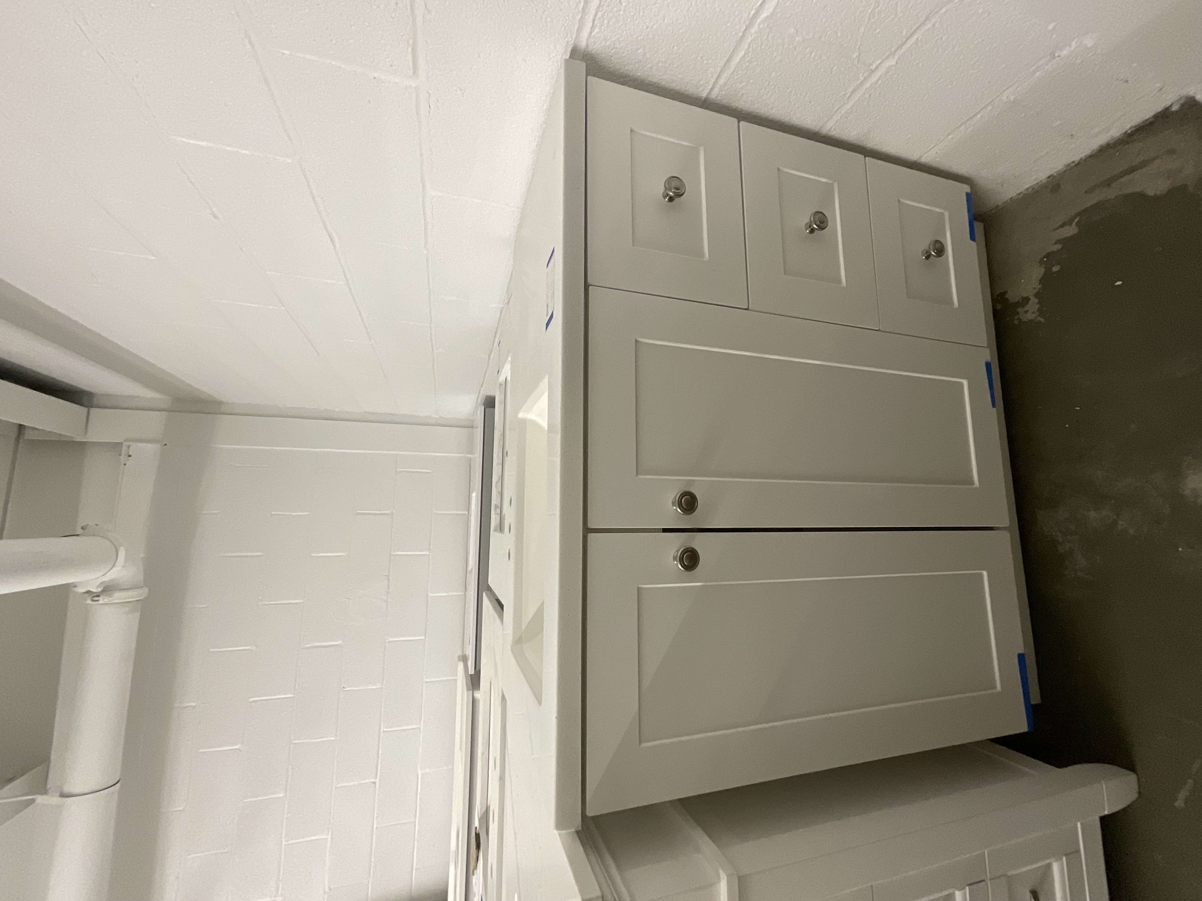 36"x 19" vanity with top 202509179
