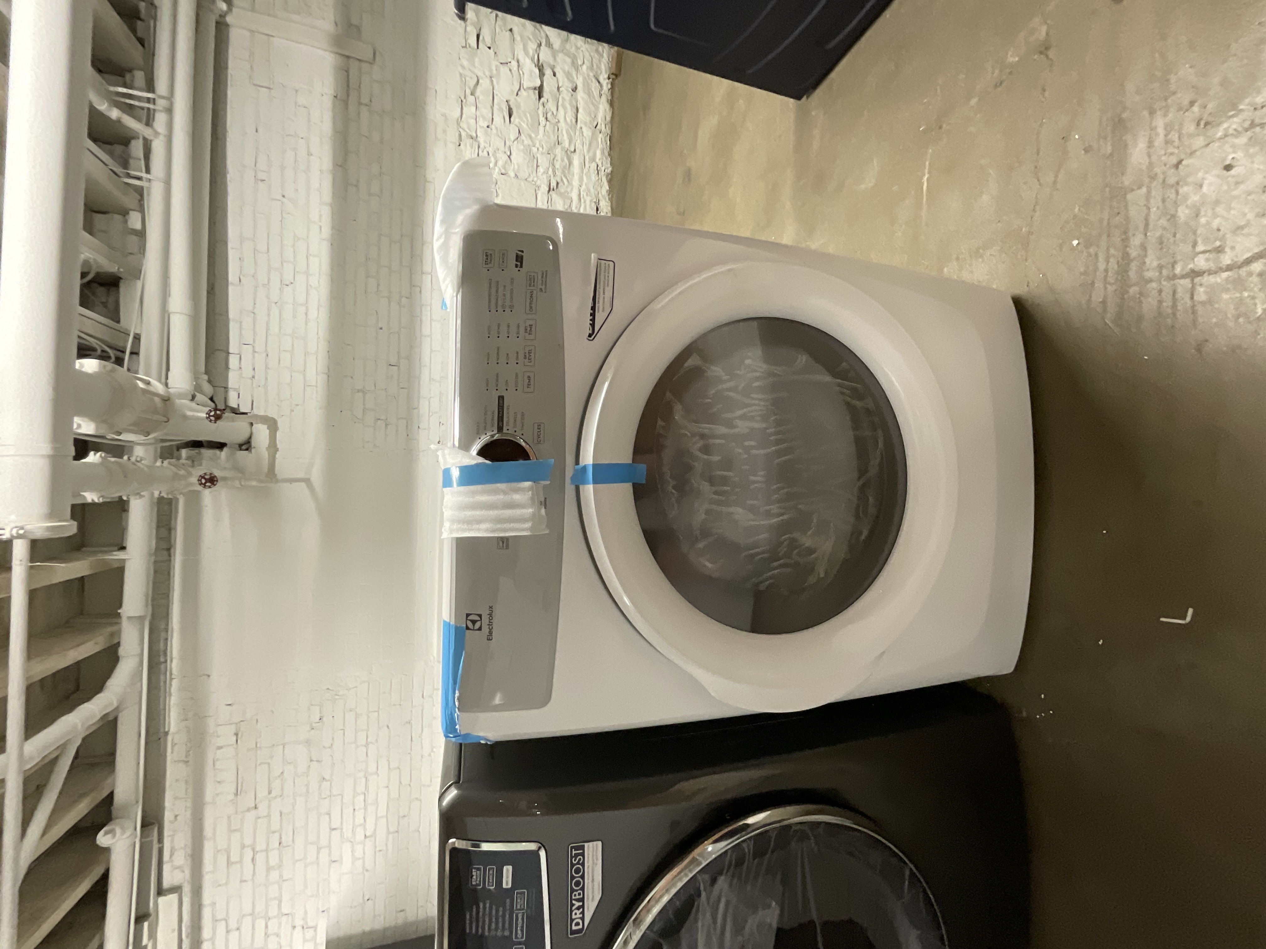 Electrolux 8 cu. ft. Electric Dryer Front Load in White 2025071619