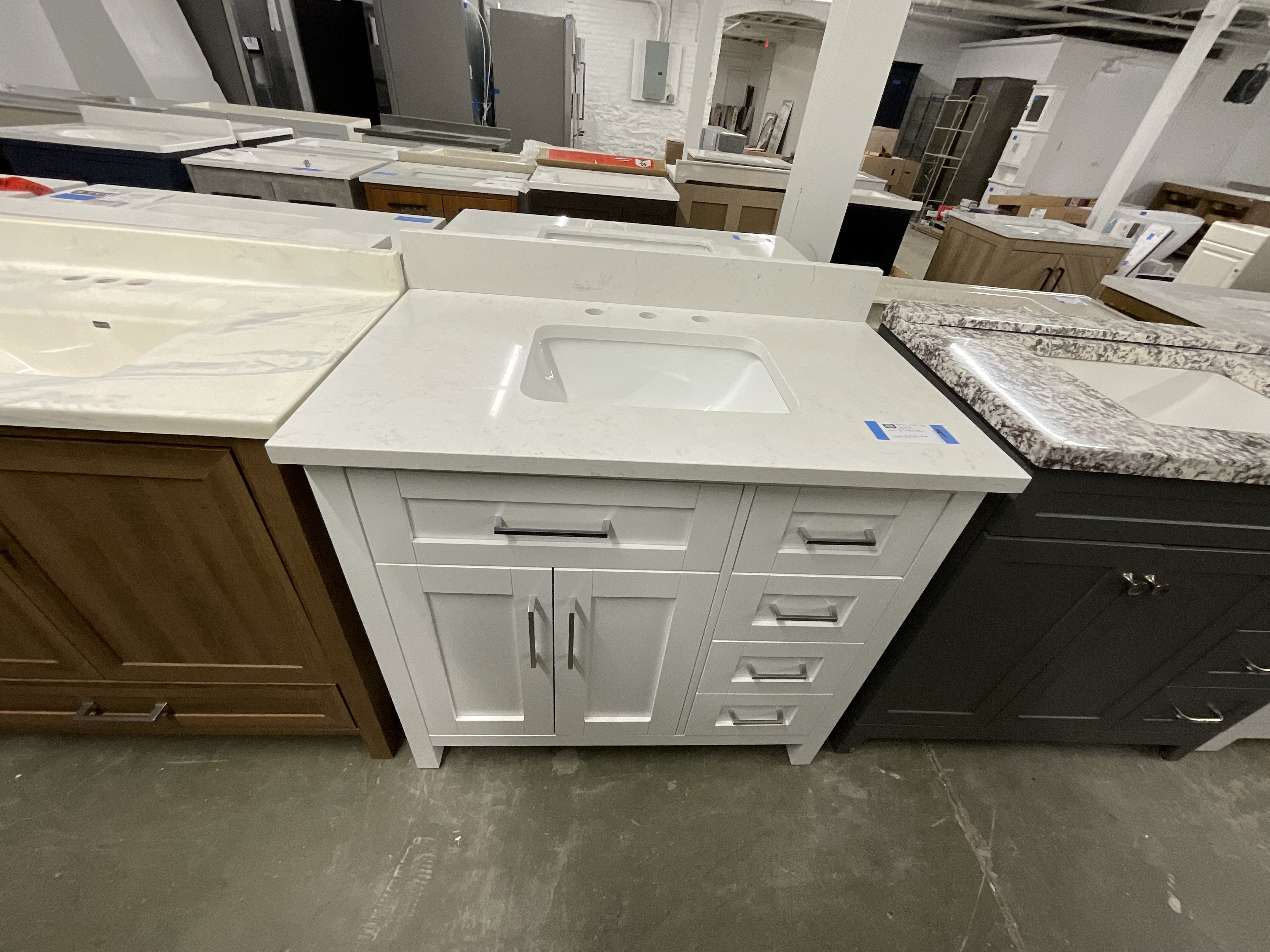 Vanity with top 36x22 2026071009