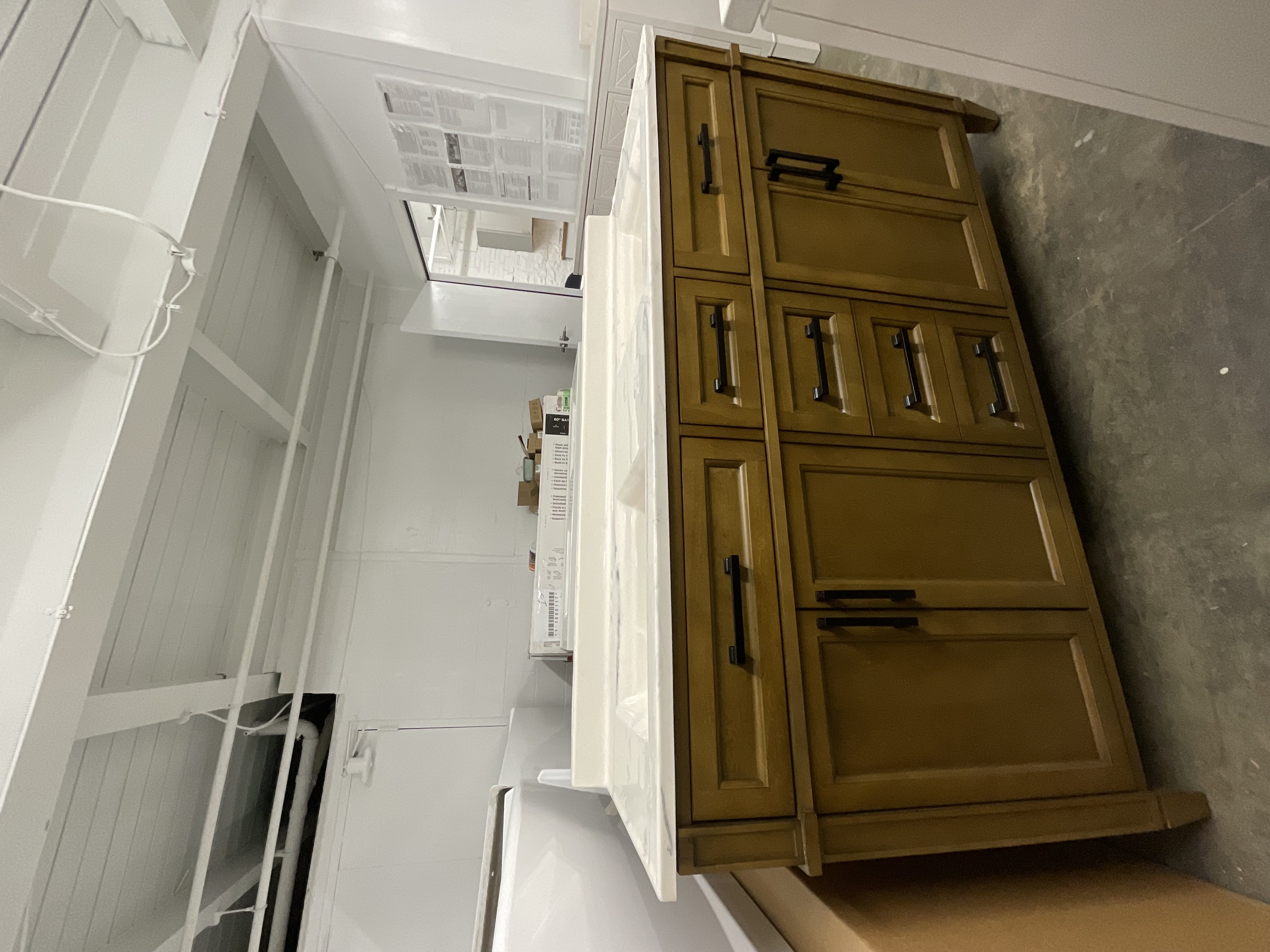 61"x 22" vanity with top 202509091