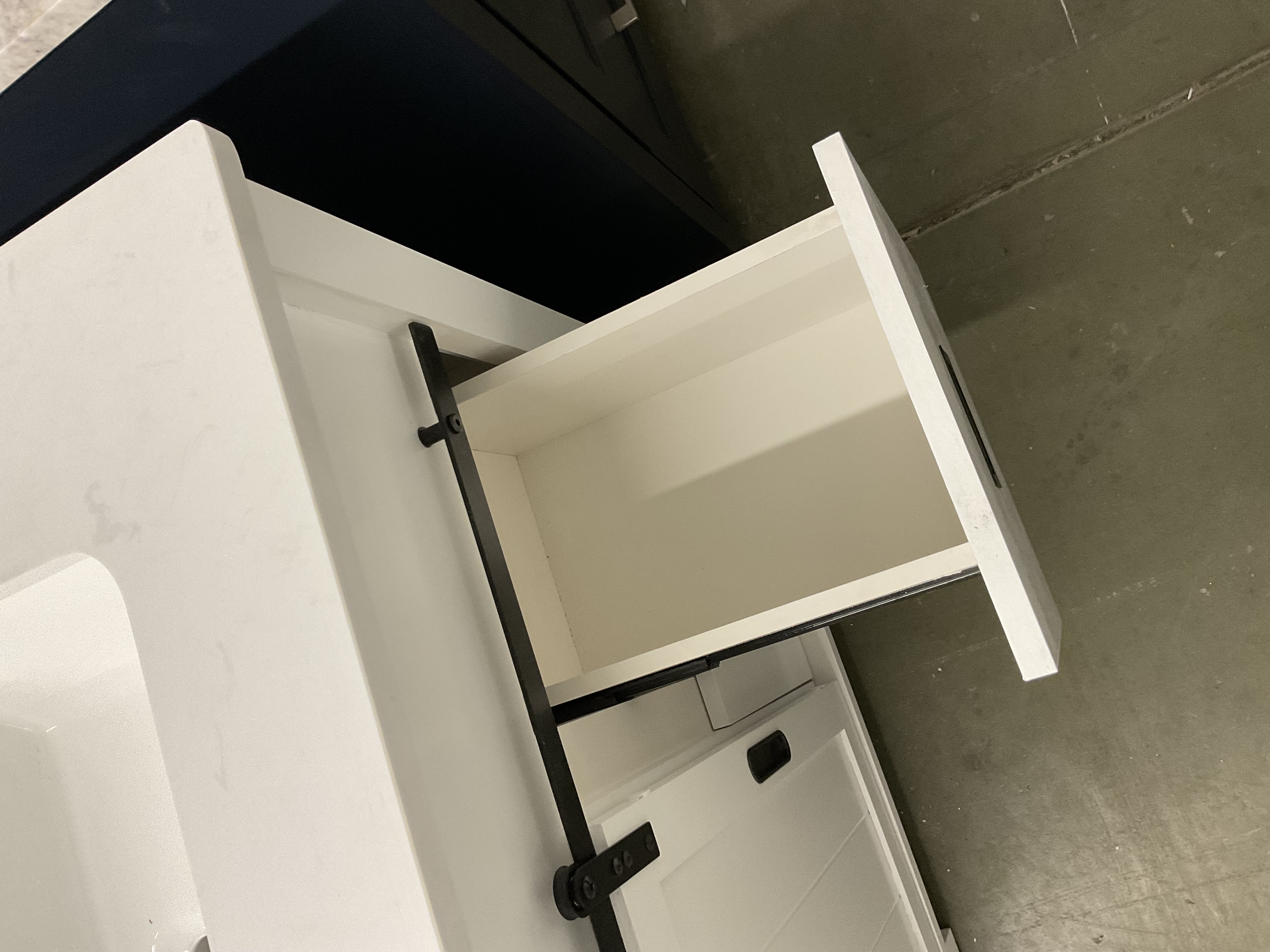 30"x 20" vanity with top 202509267