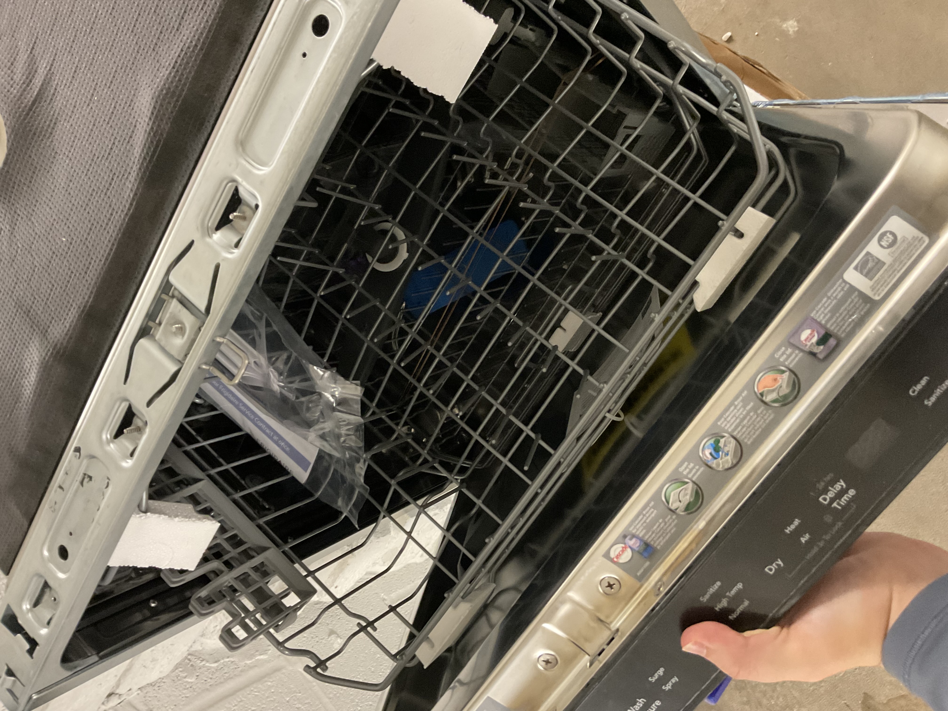 Frigidaire Stainless Steel Tub 24-in Top Control Built-in Dishwasher With Third Rack (Stainless Steel) ENERGY STAR, 49- Decibel Very Quiet Sound Level 202509266