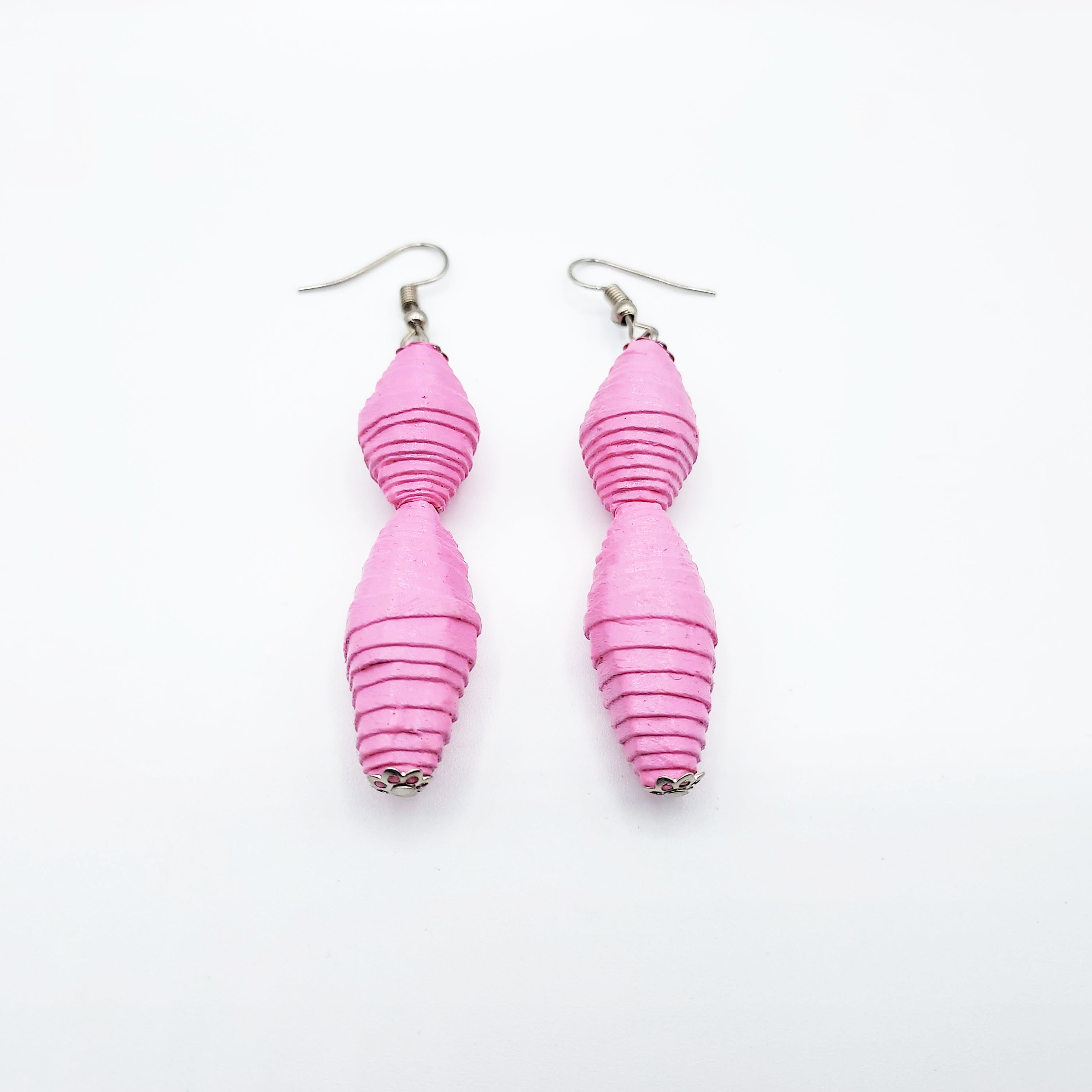 Boucles d'oreilles roses en papier roulé