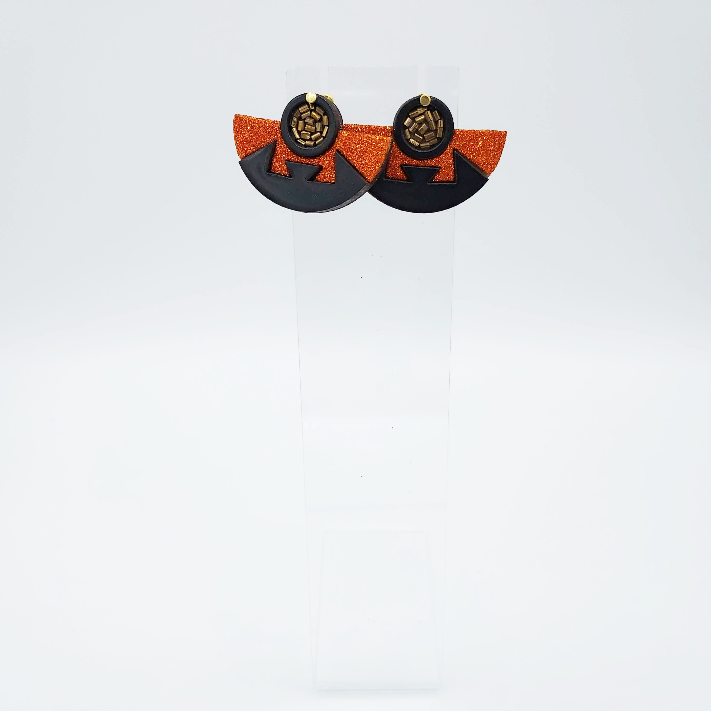 Boucles d'oreilles élégantes demi-cercle orange noir