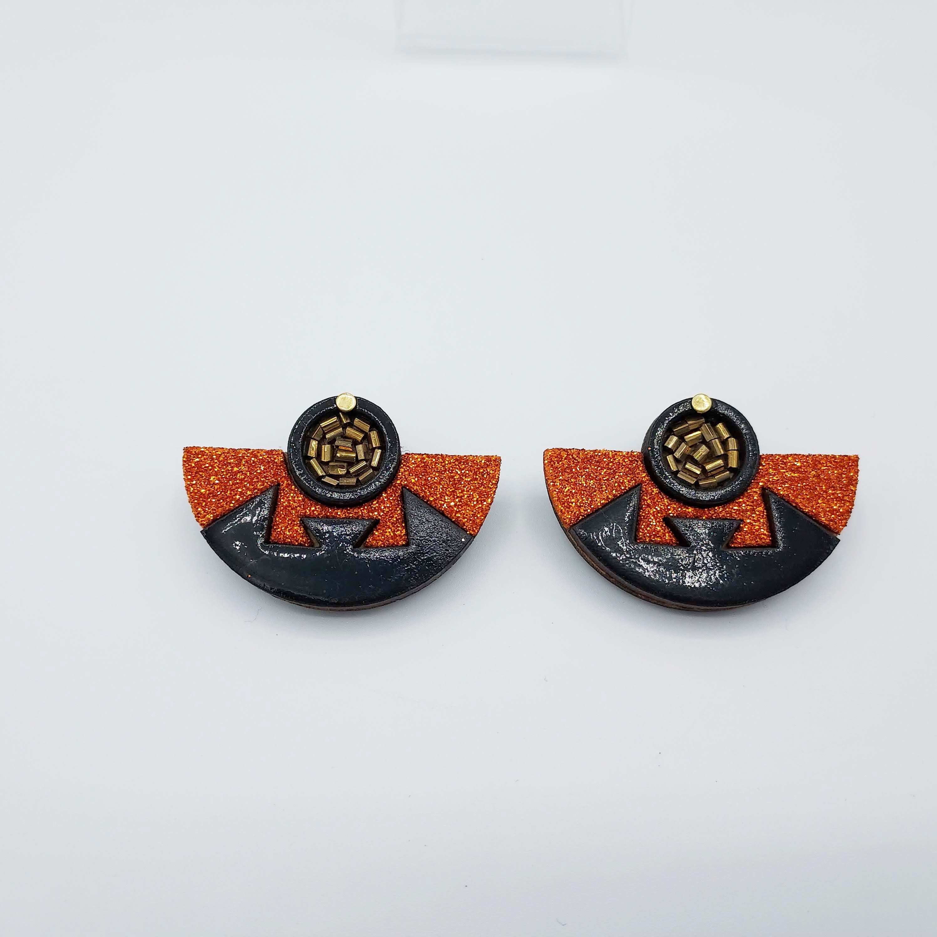 Boucles d'oreilles élégantes demi-cercle orange noir
