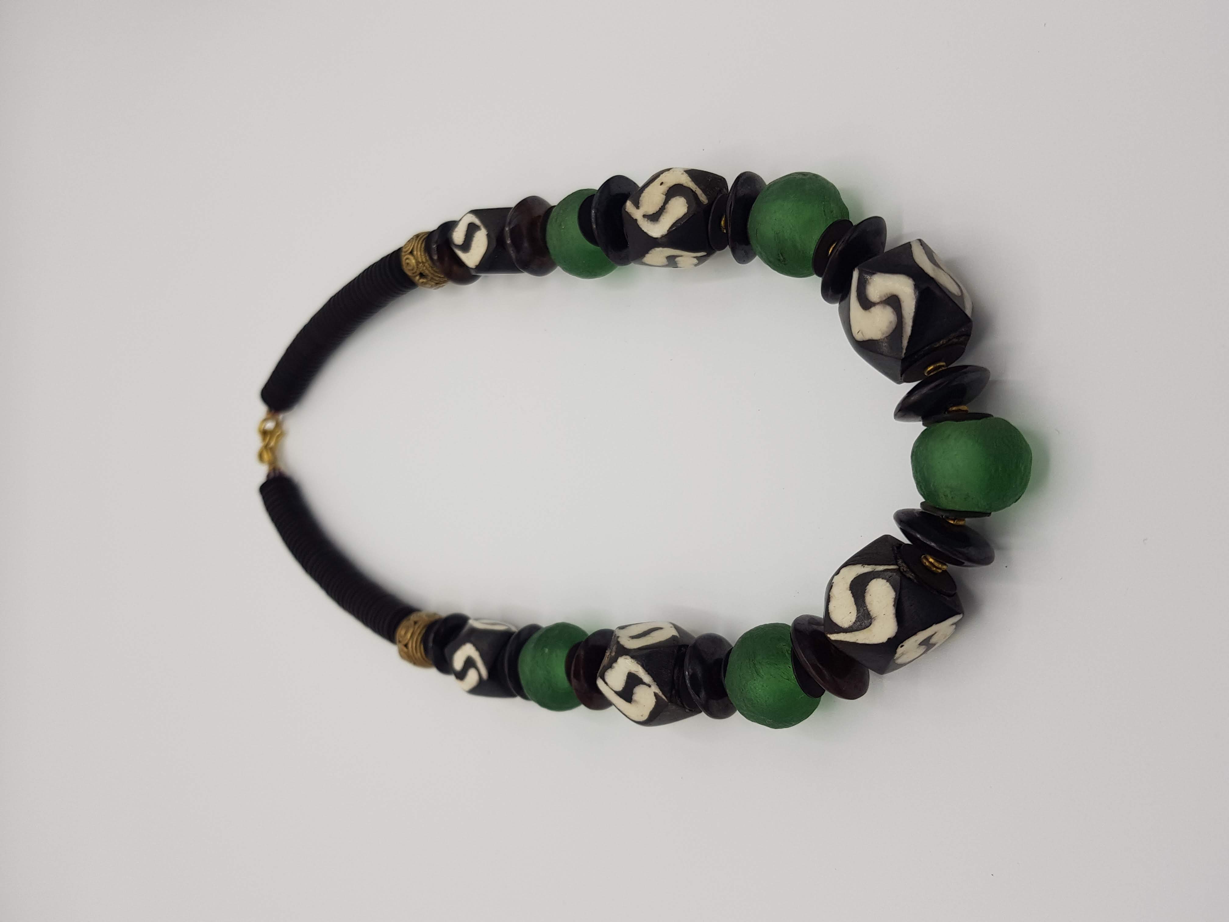 Collier  ethnique avec perles