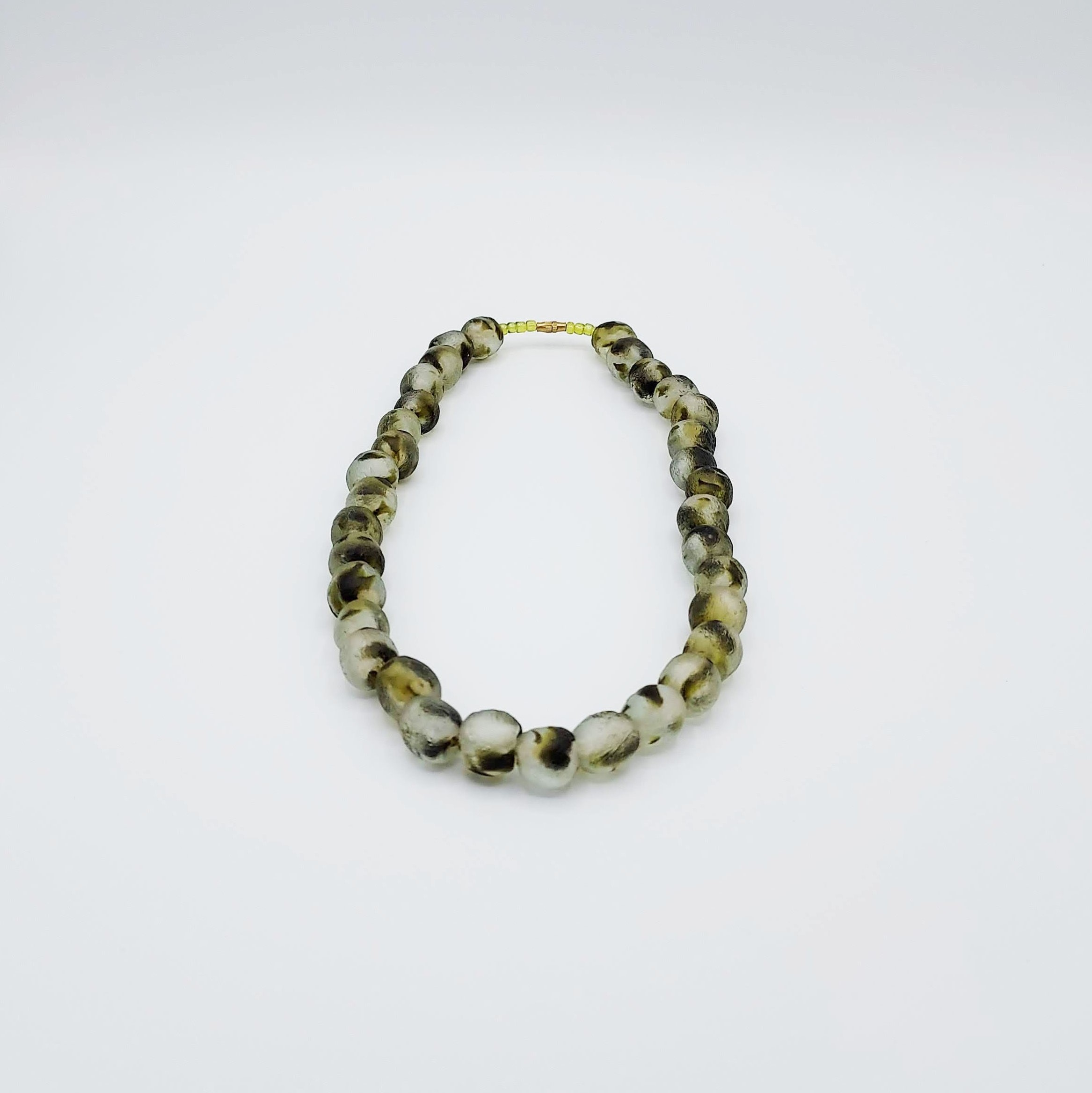 Collier coloré en perles