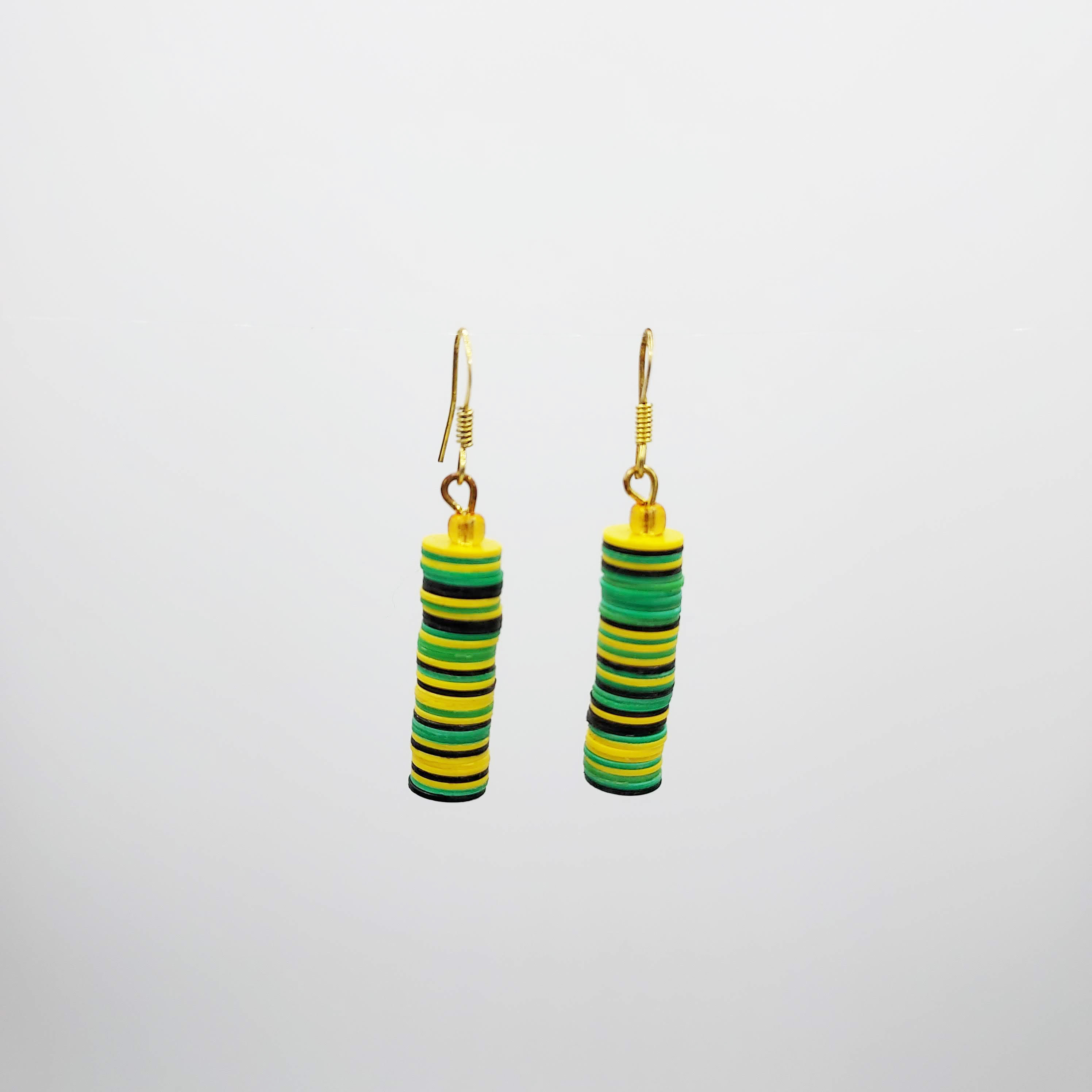 Boucles d'oreilles différentes couleurs