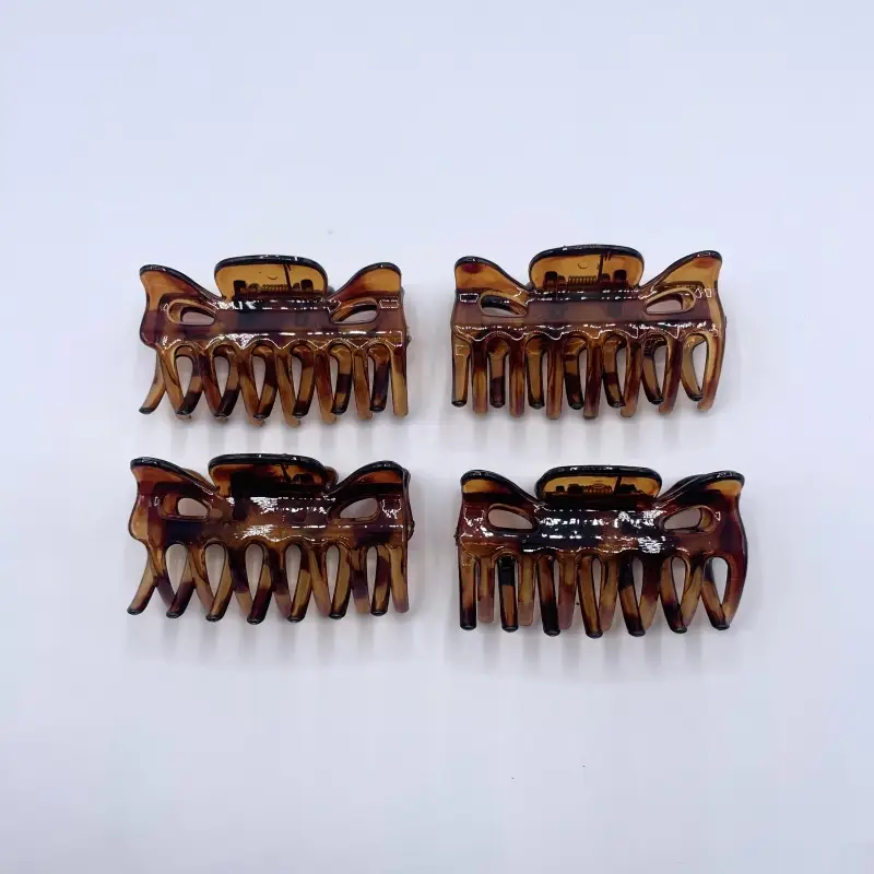 Pinces à cheveux marron