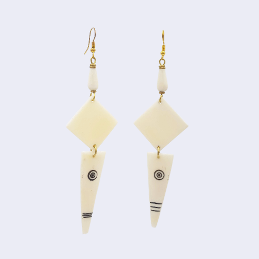 Boucles d'oreilles géométriques et moderne