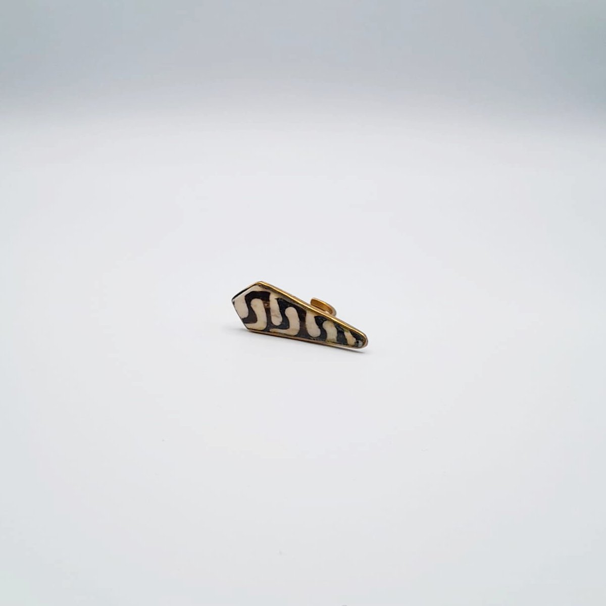 Bouton de manchette doré