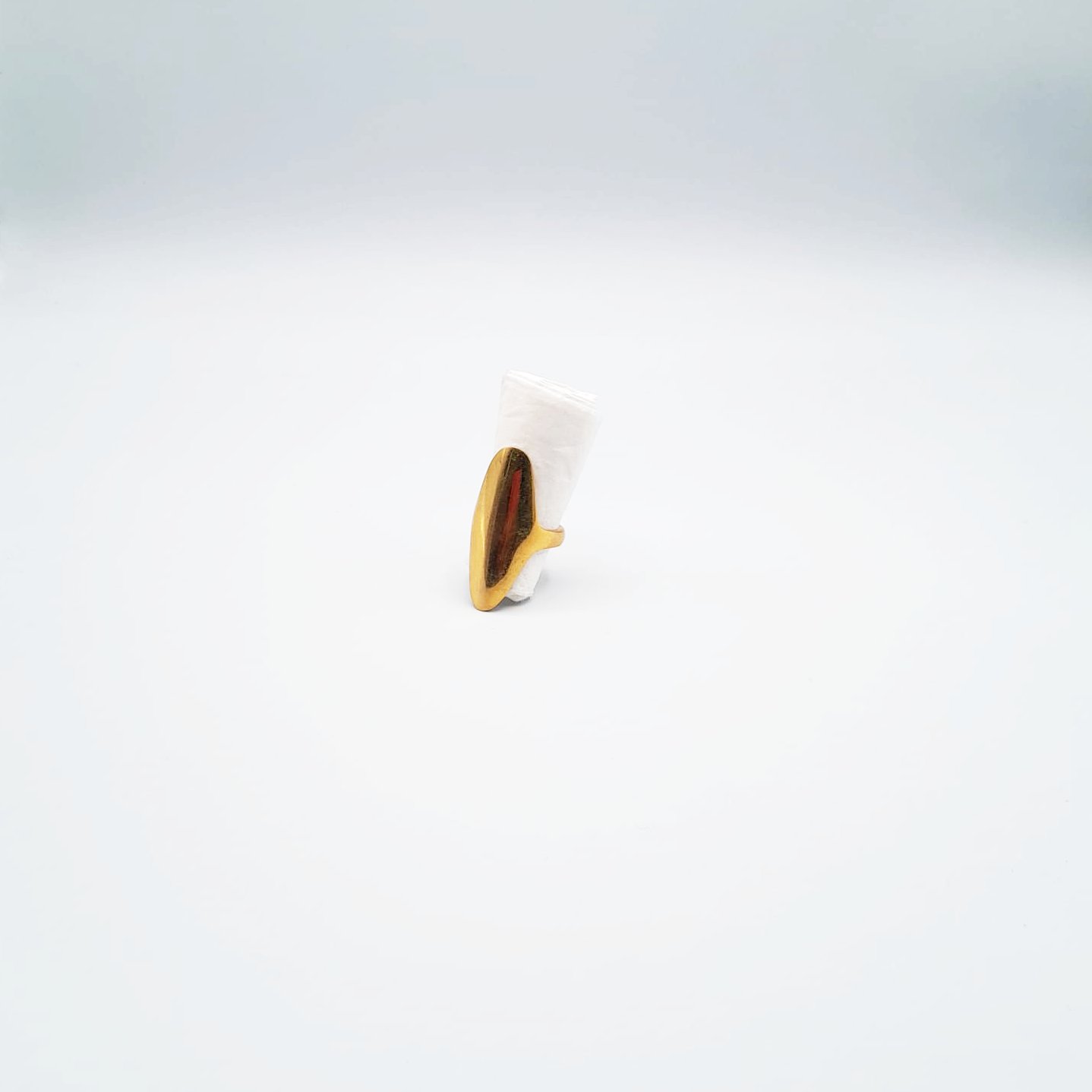 Bague dorée élégante