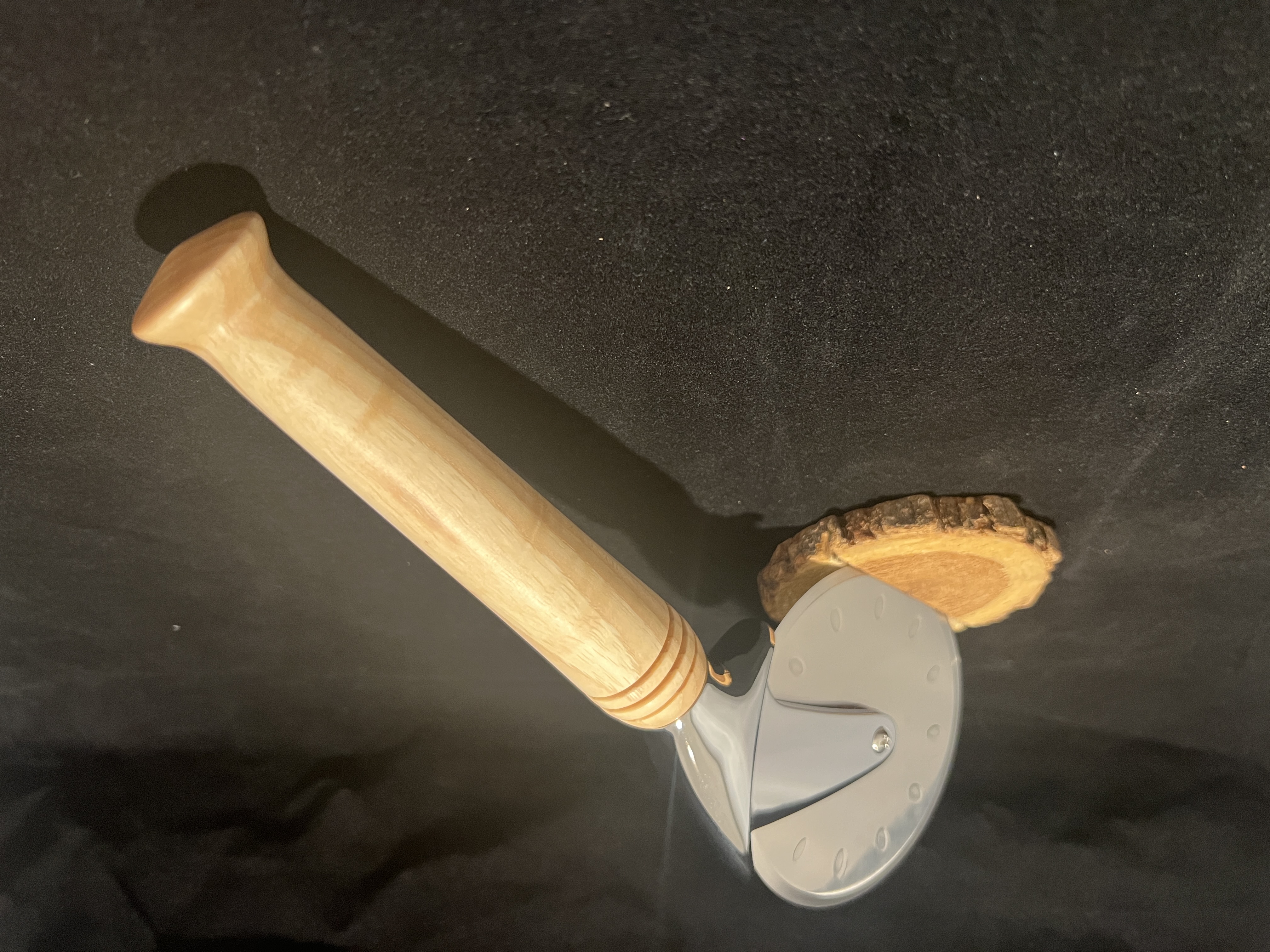 Curly Hickory Pizza Cutter