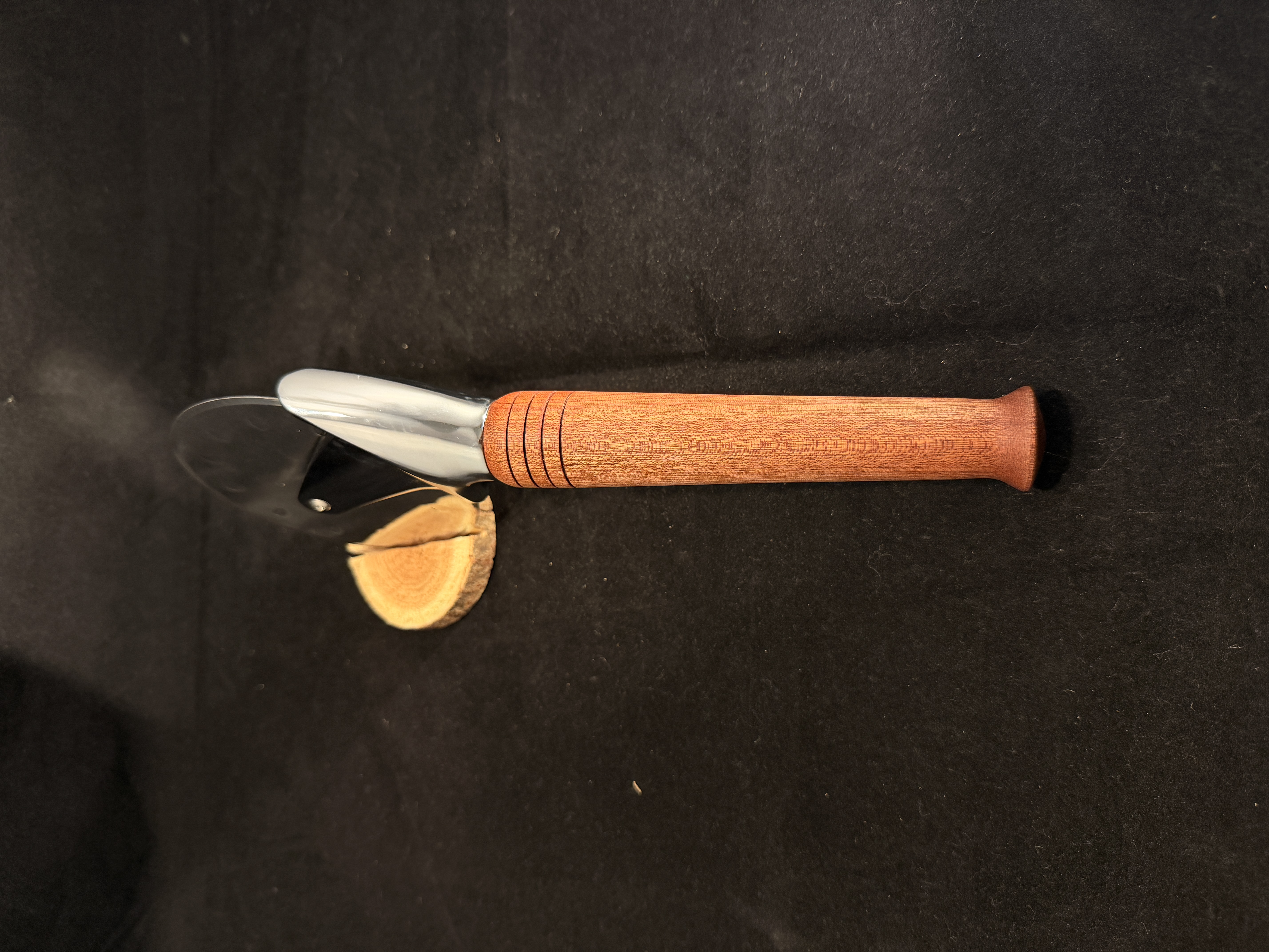 Mahogany Pizza Cutter