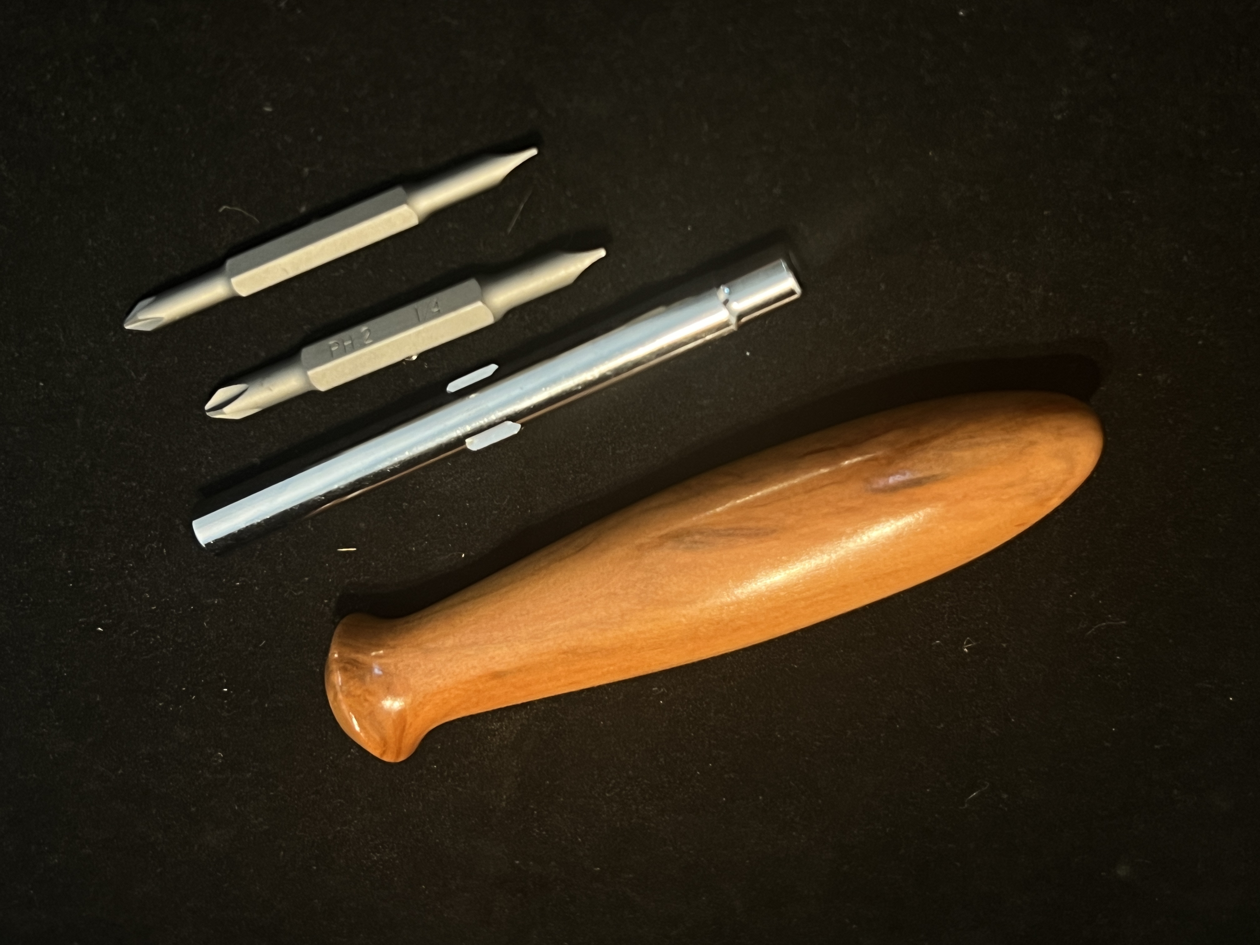 Apple Multi-function Screwdriver