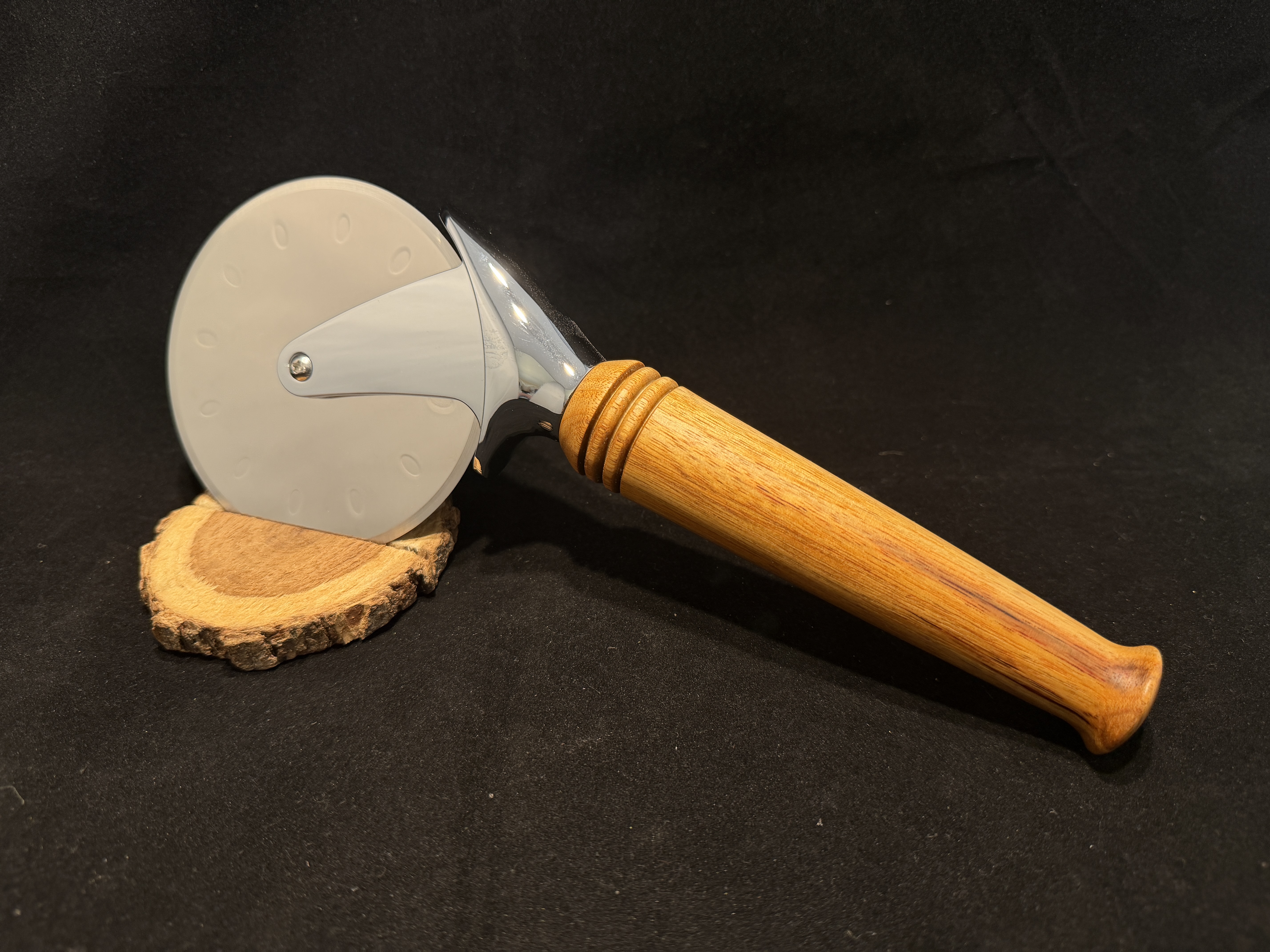Canarywood Pizza Cutter