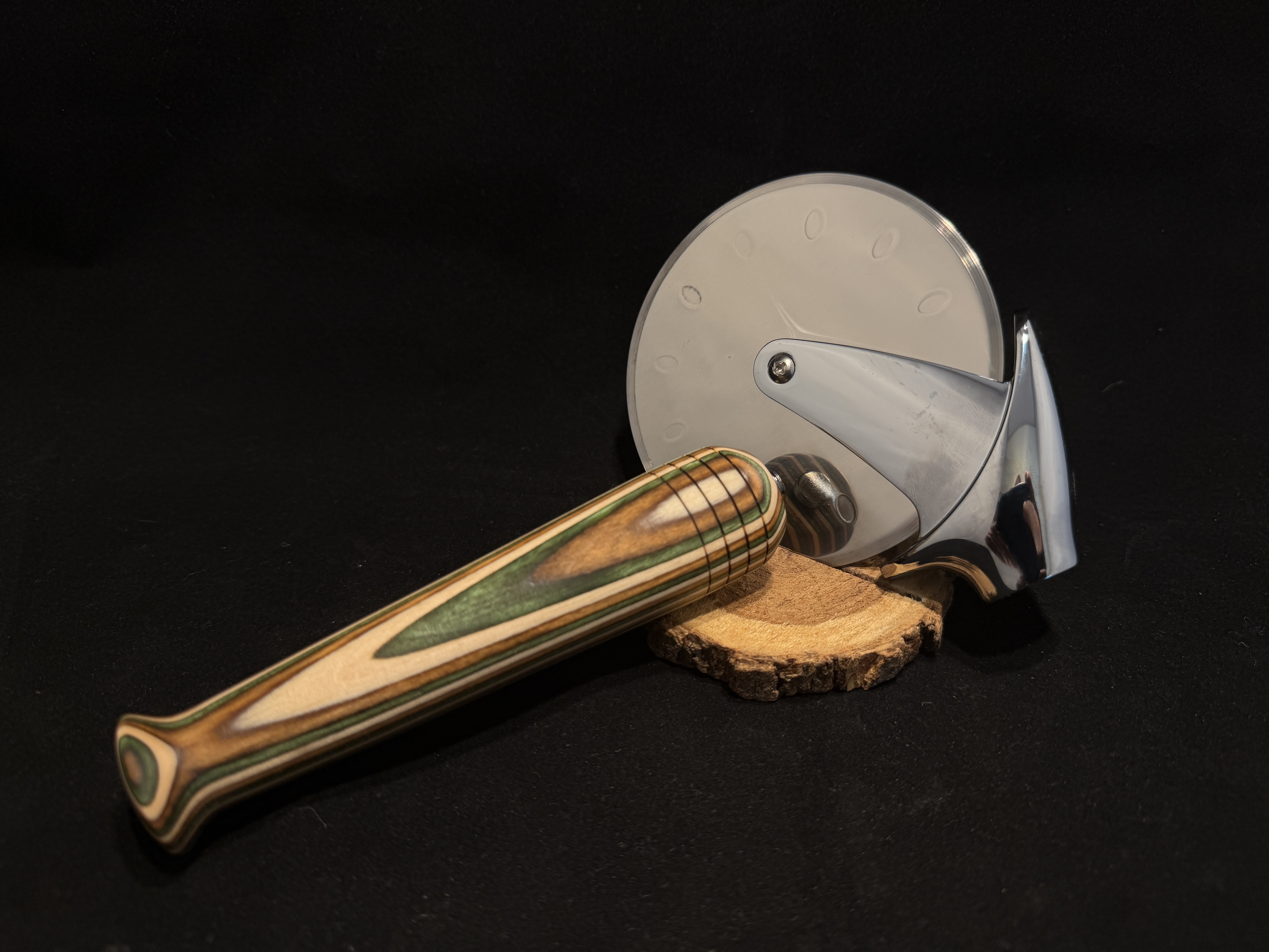 Camo Supreme Pizza Cutter