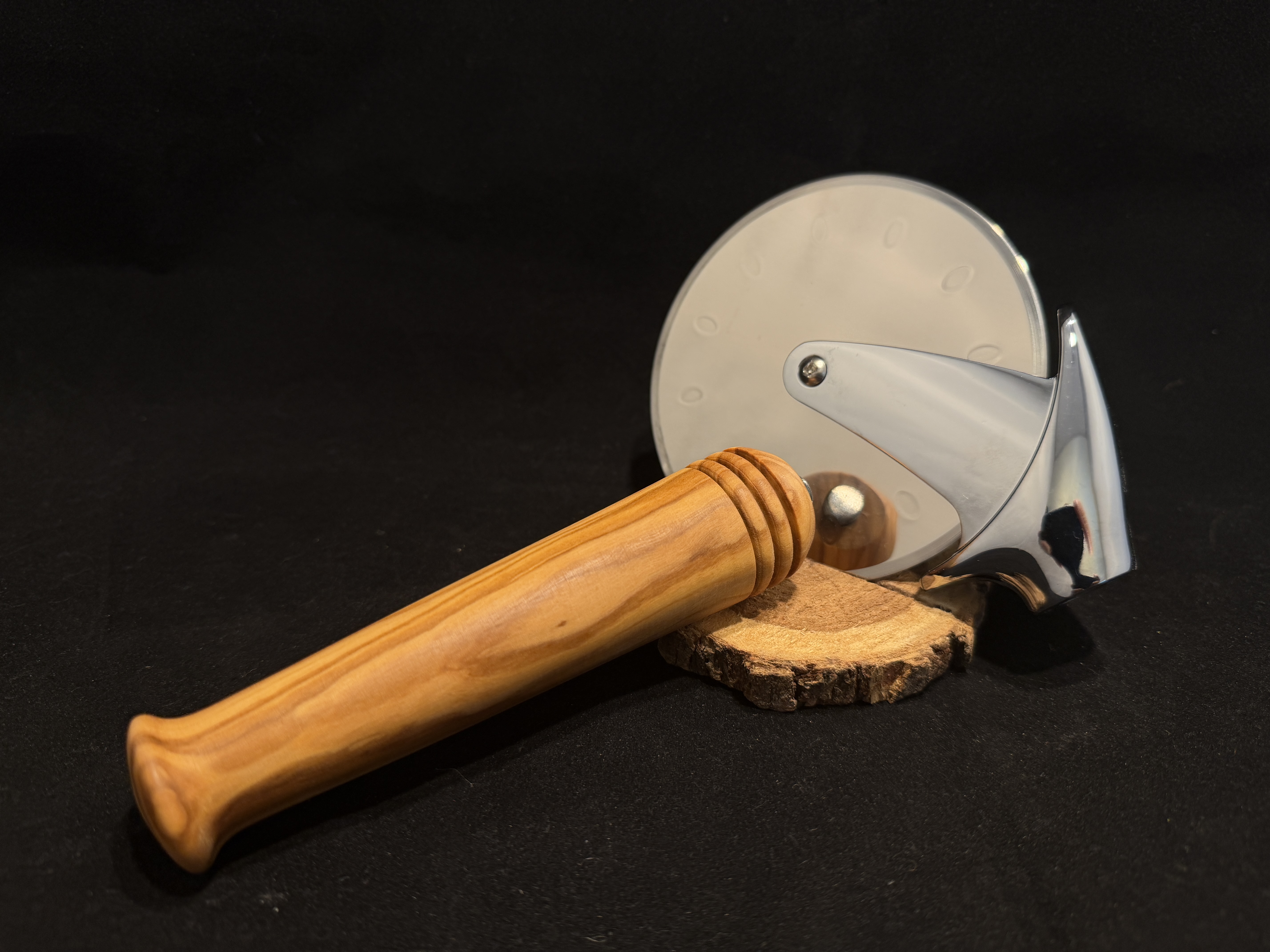 Olivewood Pizza Cutter