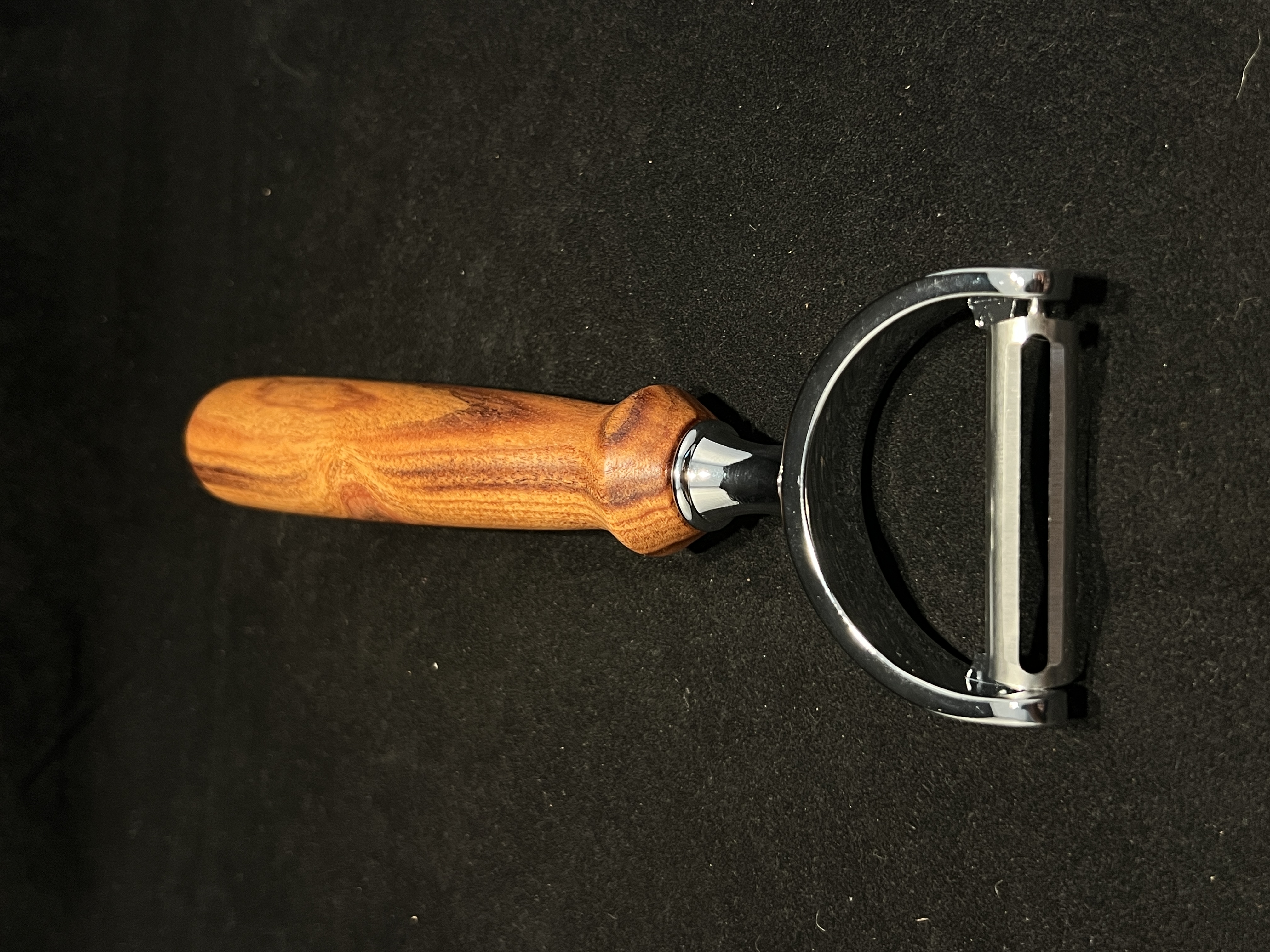 Patagonian Rosewood Vegetable Peeler
