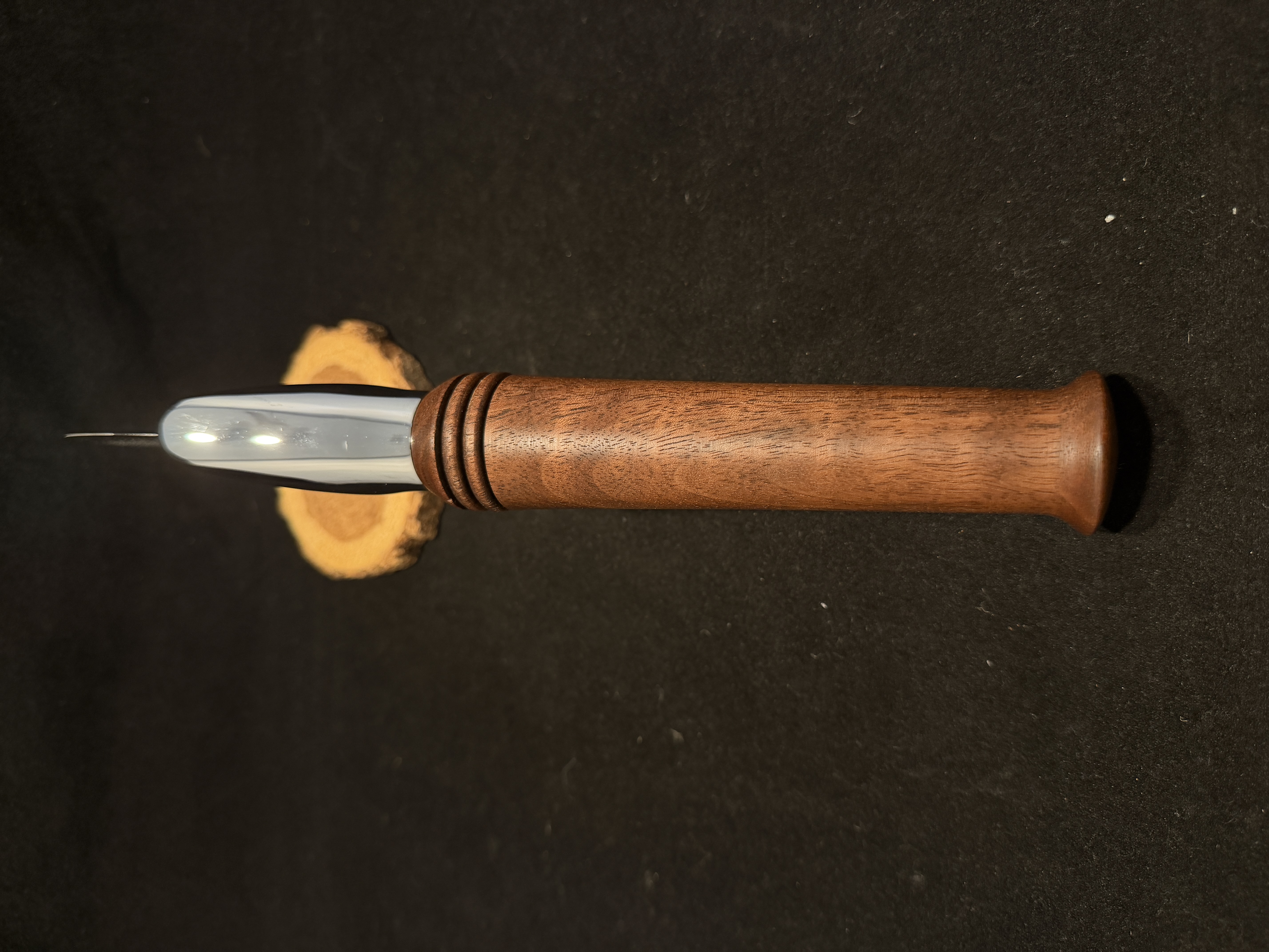 Claro Walnut Pizza Cutter