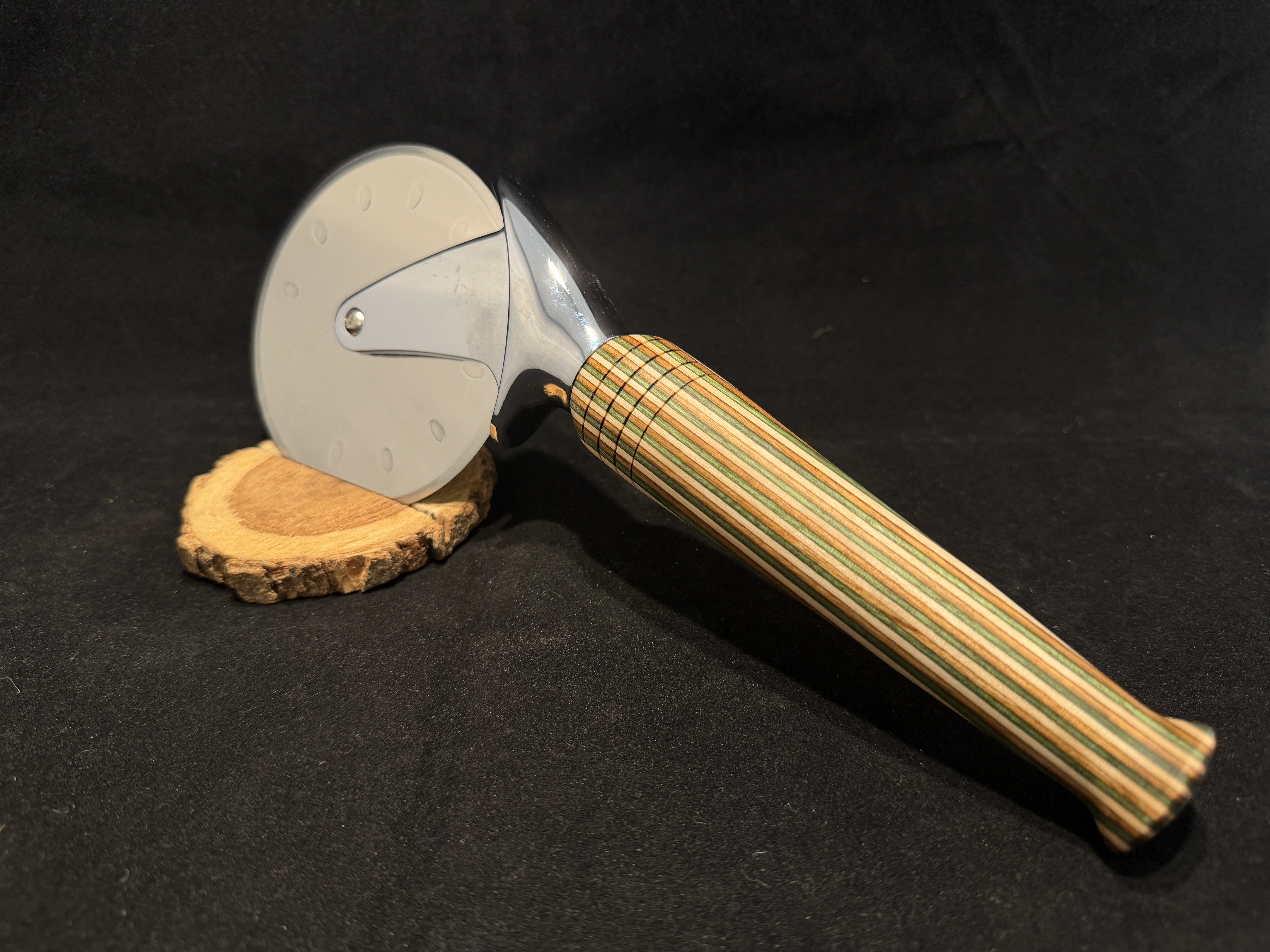 Camo Supreme Pizza Cutter