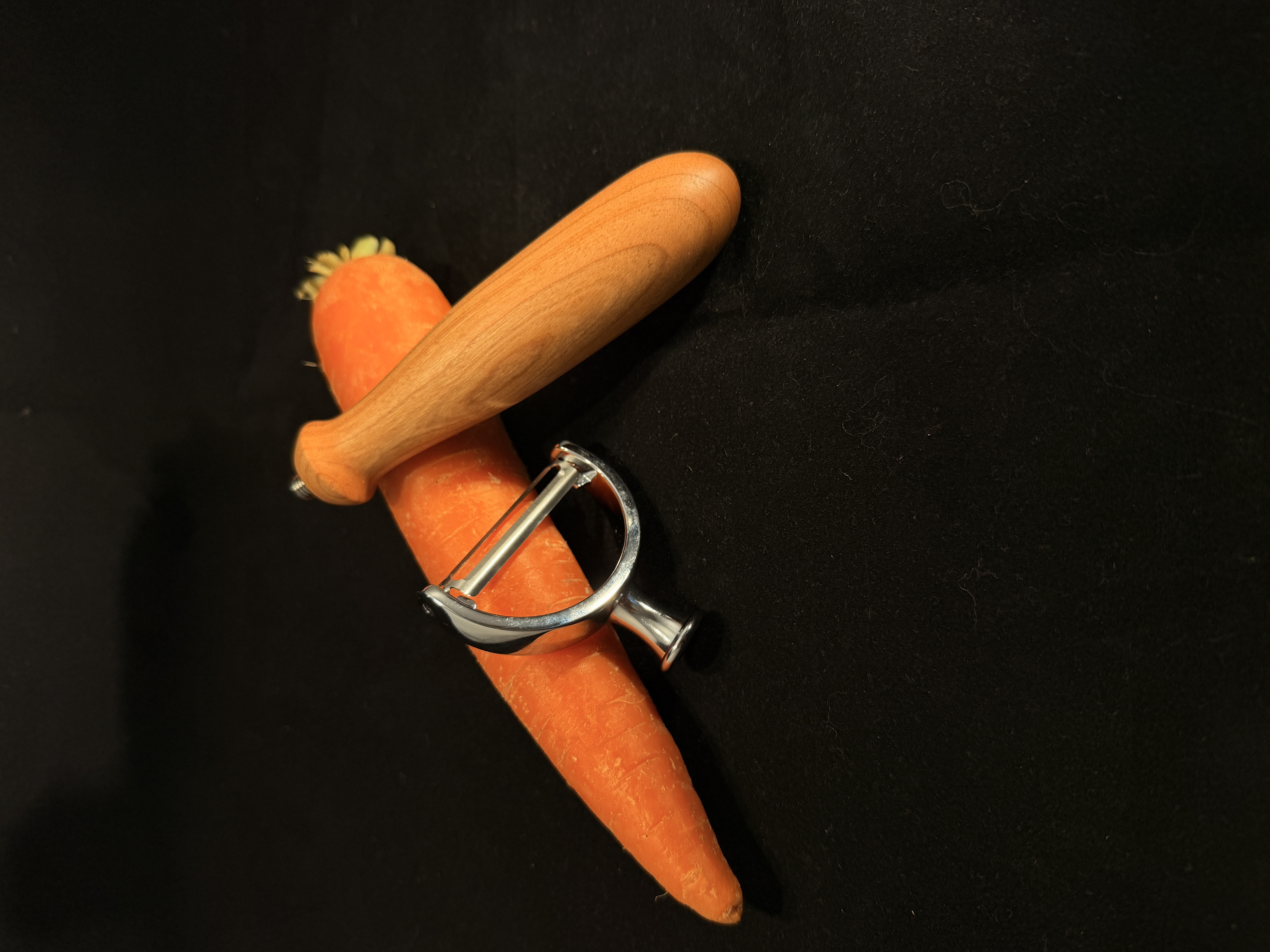 Cherry Vegetable Peeler