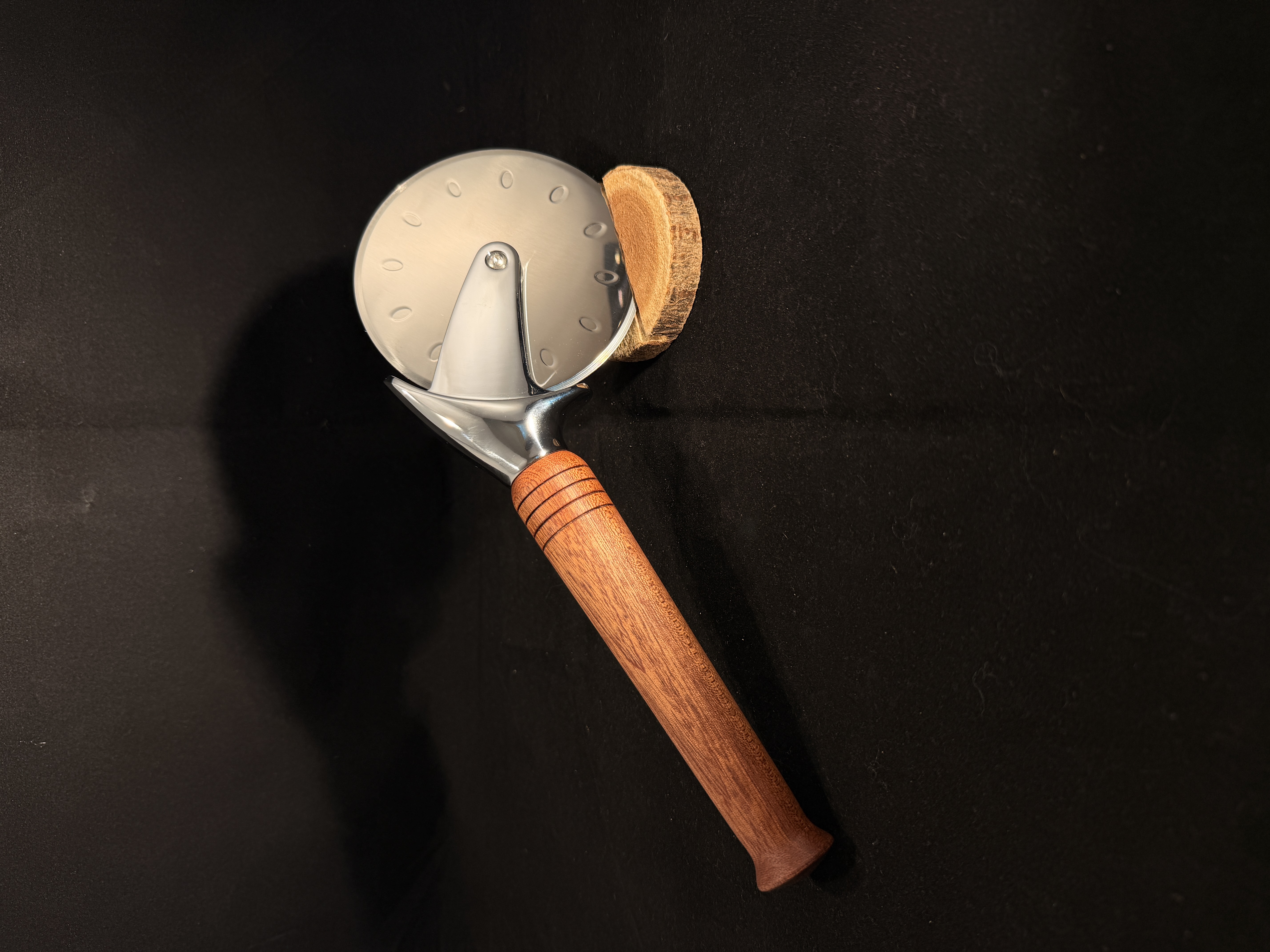 Mahogany Pizza Cutter